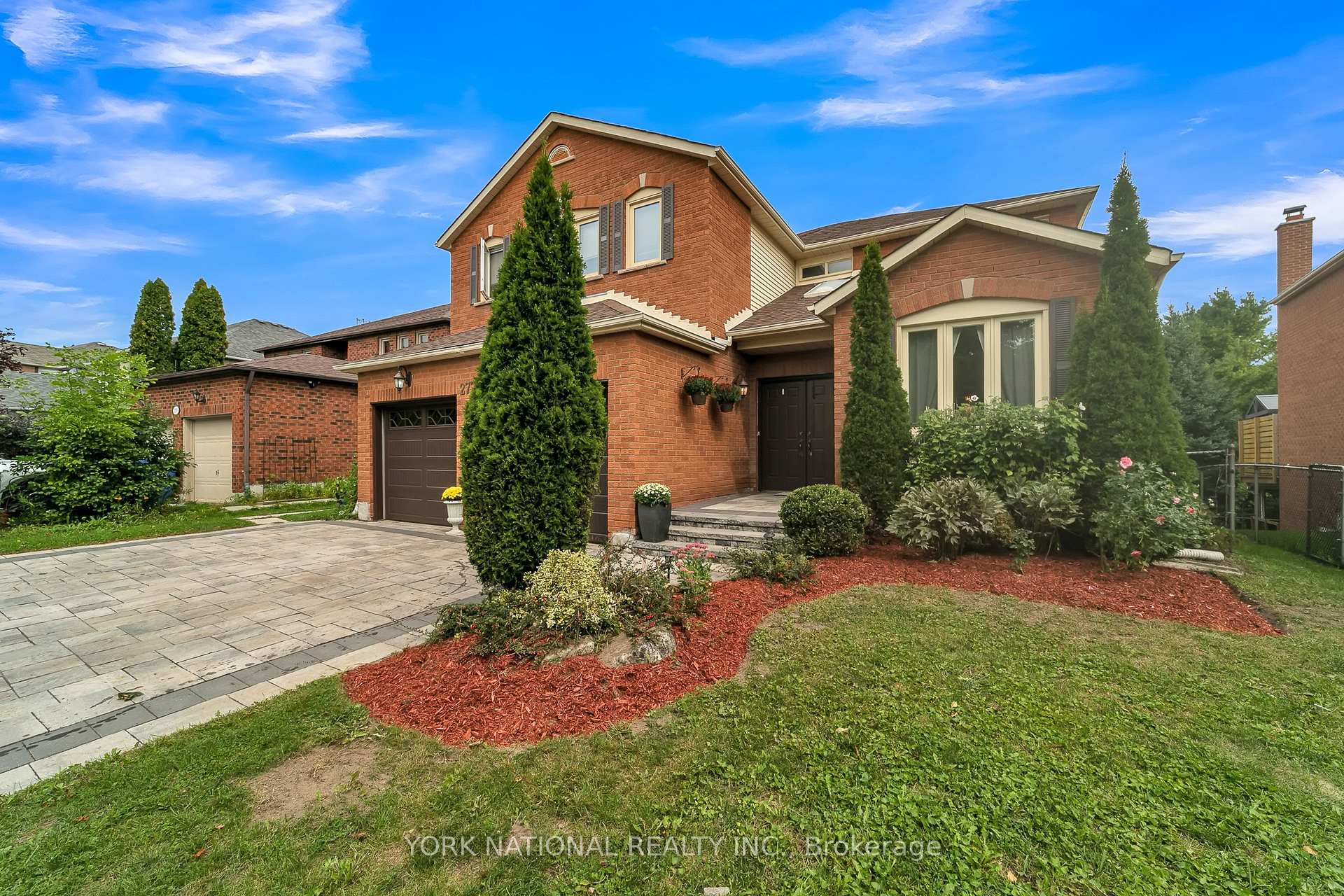 Photo 4 of 277 Kirby Crescent, Newmarket, Glenway Estates — HOMEH