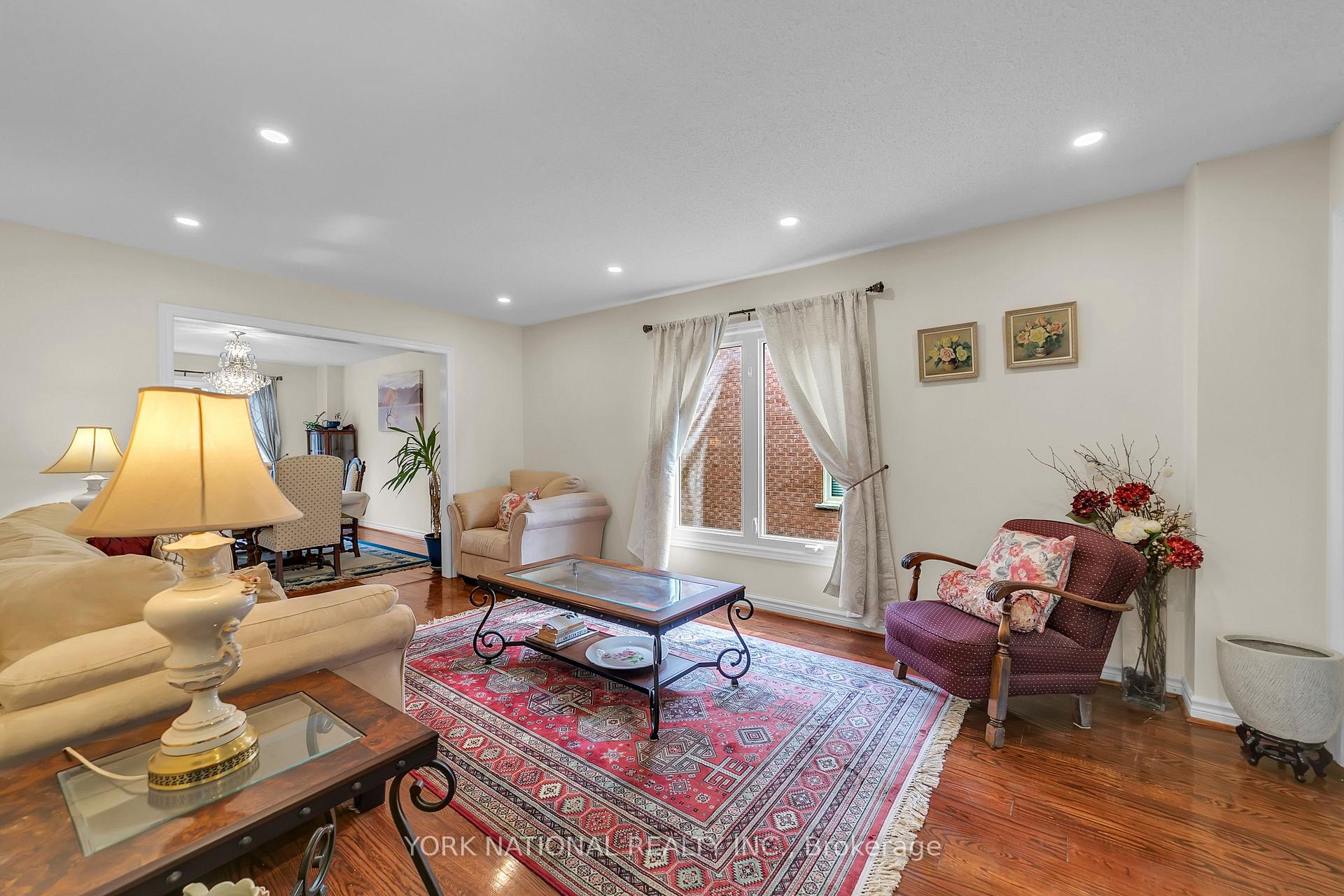 Photo 12 of 277 Kirby Crescent, Newmarket, Glenway Estates — HOMEH