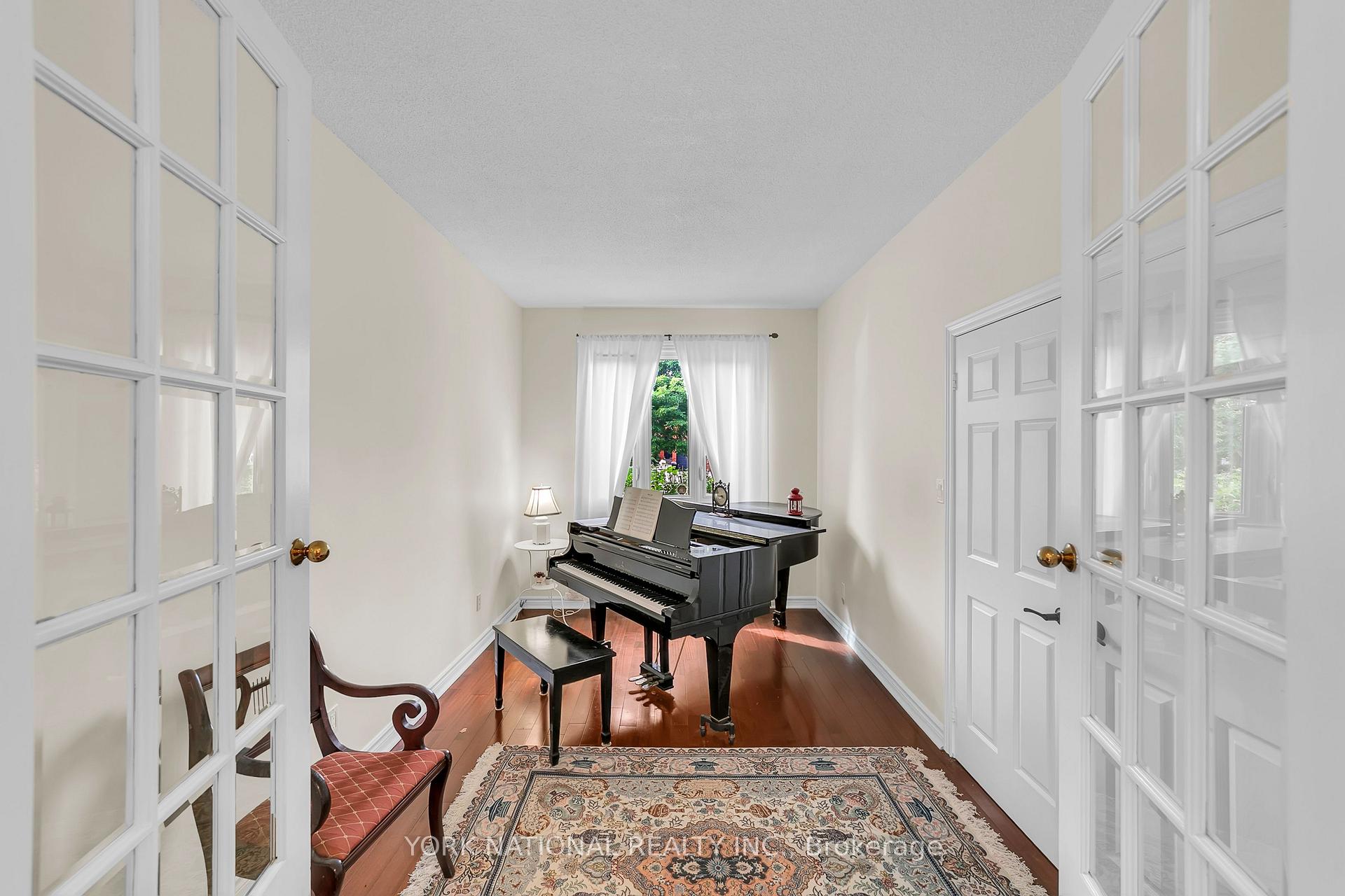 Photo 15 of 277 Kirby Crescent, Newmarket, Glenway Estates — HOMEH