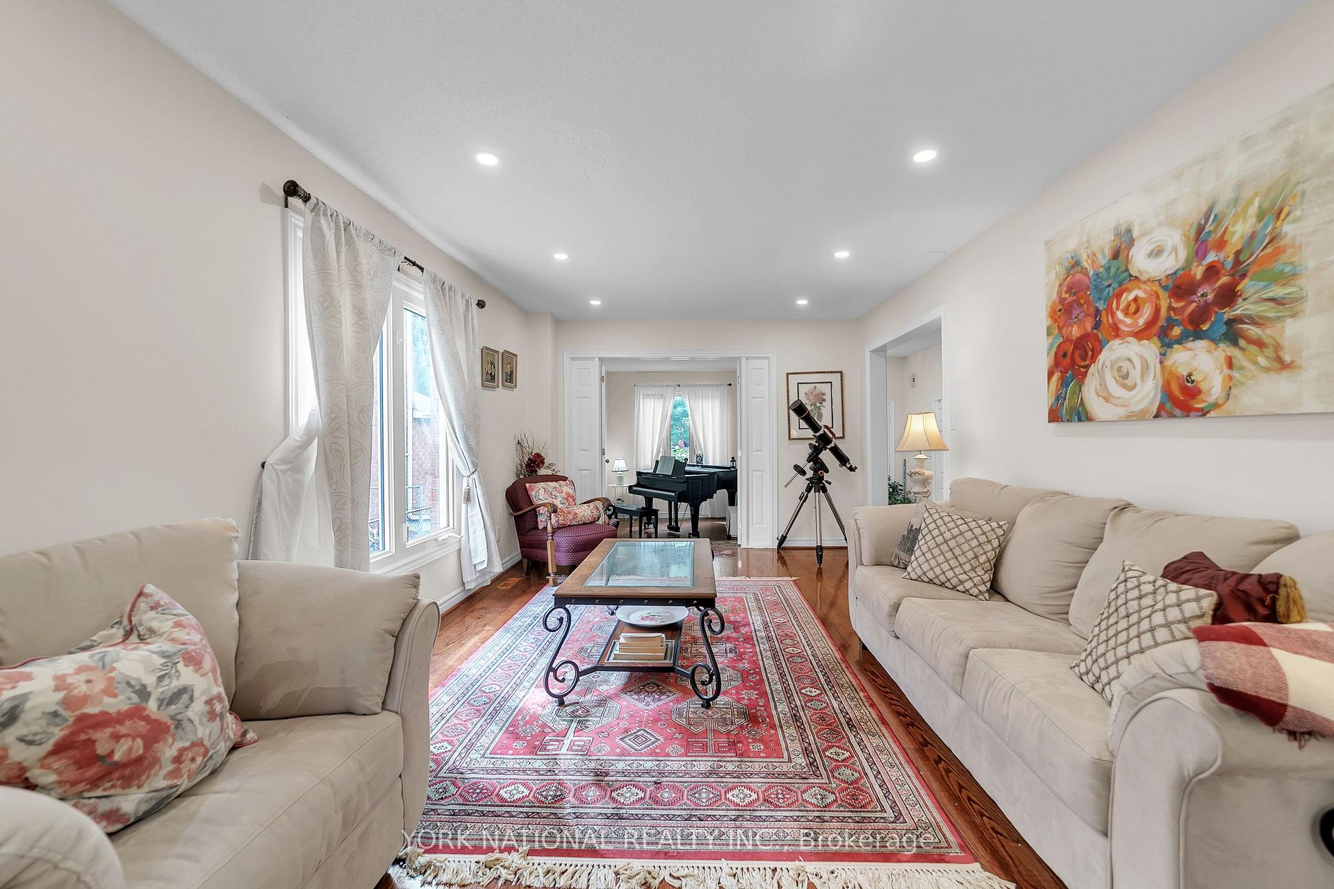 Photo 17 of 277 Kirby Crescent, Newmarket, Glenway Estates — HOMEH