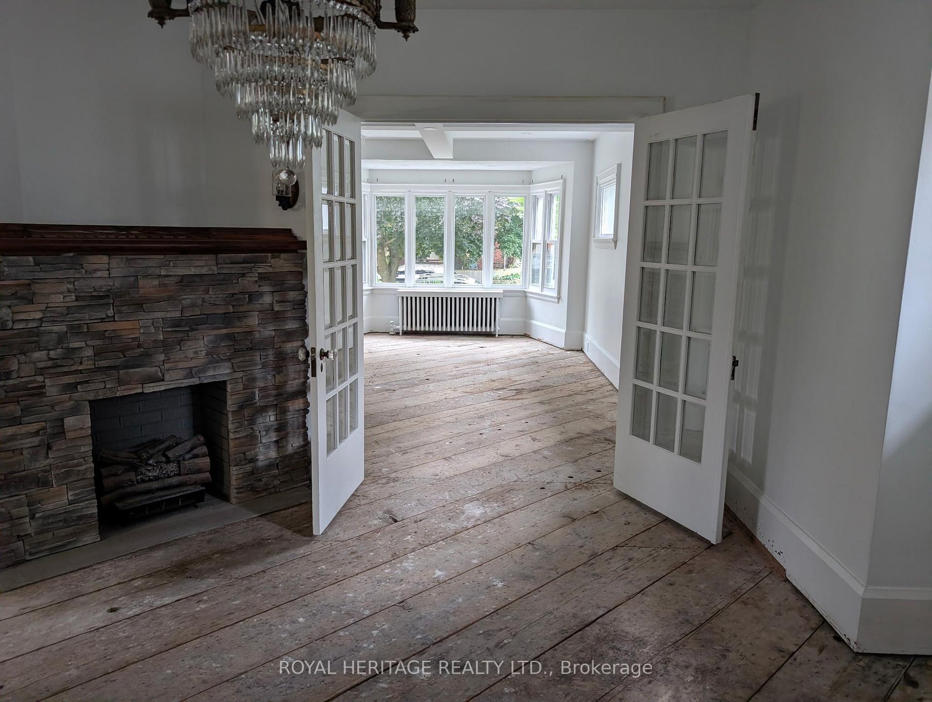Photo 2 of 73 Talbot Street N, Norfolk, Simcoe — HOMEH