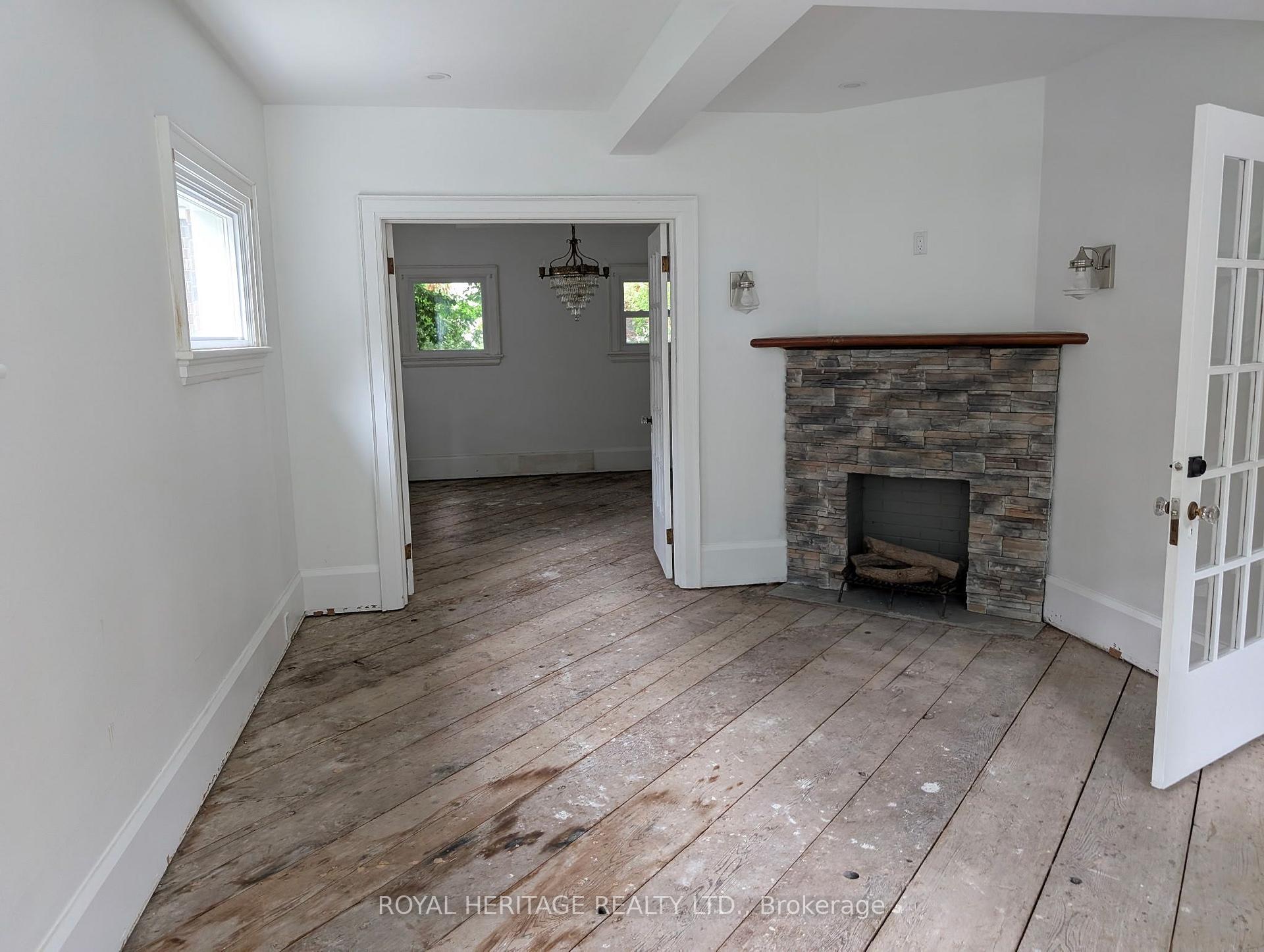 Photo 3 of 73 Talbot Street N, Norfolk, Simcoe — HOMEH