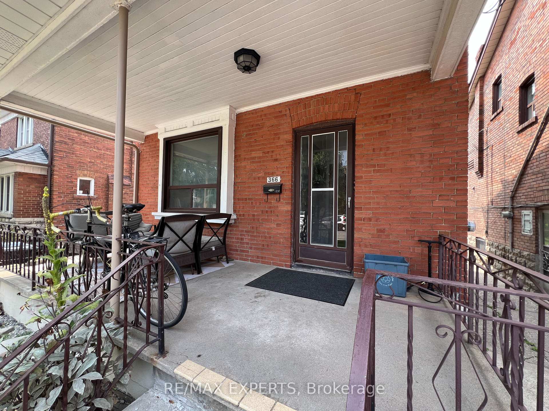 Photo 2 of Unit 2nd Floor, 366 Lauder Avenue, Toronto, Oakwood Village — HOMEH