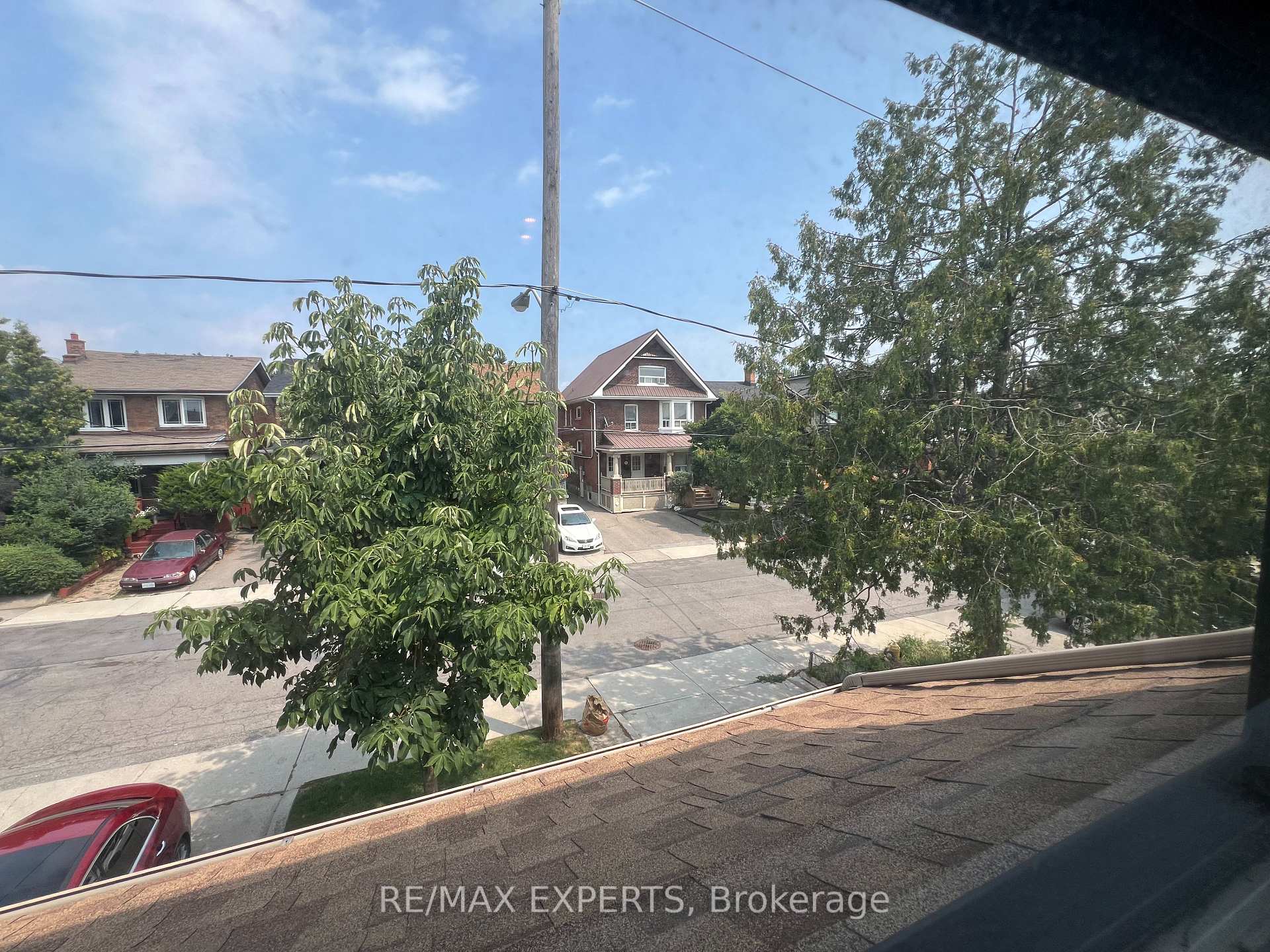 Photo 11 of Unit 2nd Floor, 366 Lauder Avenue, Toronto, Oakwood Village — HOMEH