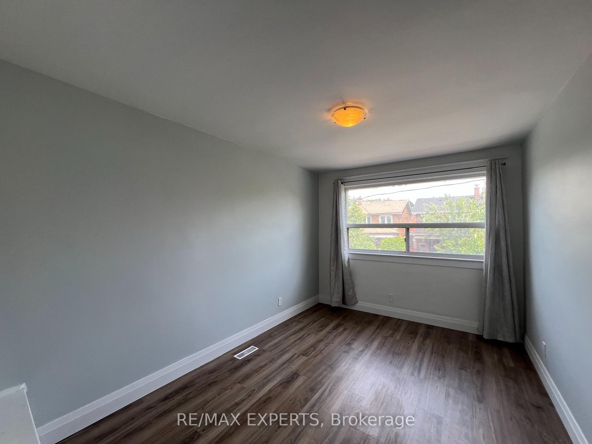 Photo 12 of Unit 2nd Floor, 366 Lauder Avenue, Toronto, Oakwood Village — HOMEH