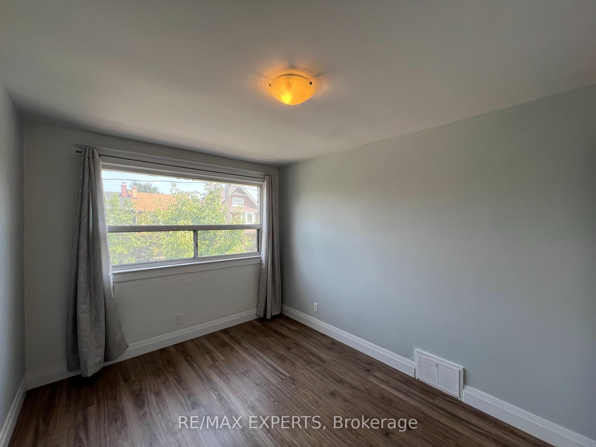 Photo 16 of Unit 2nd Floor, 366 Lauder Avenue, Toronto, Oakwood Village — HOMEH