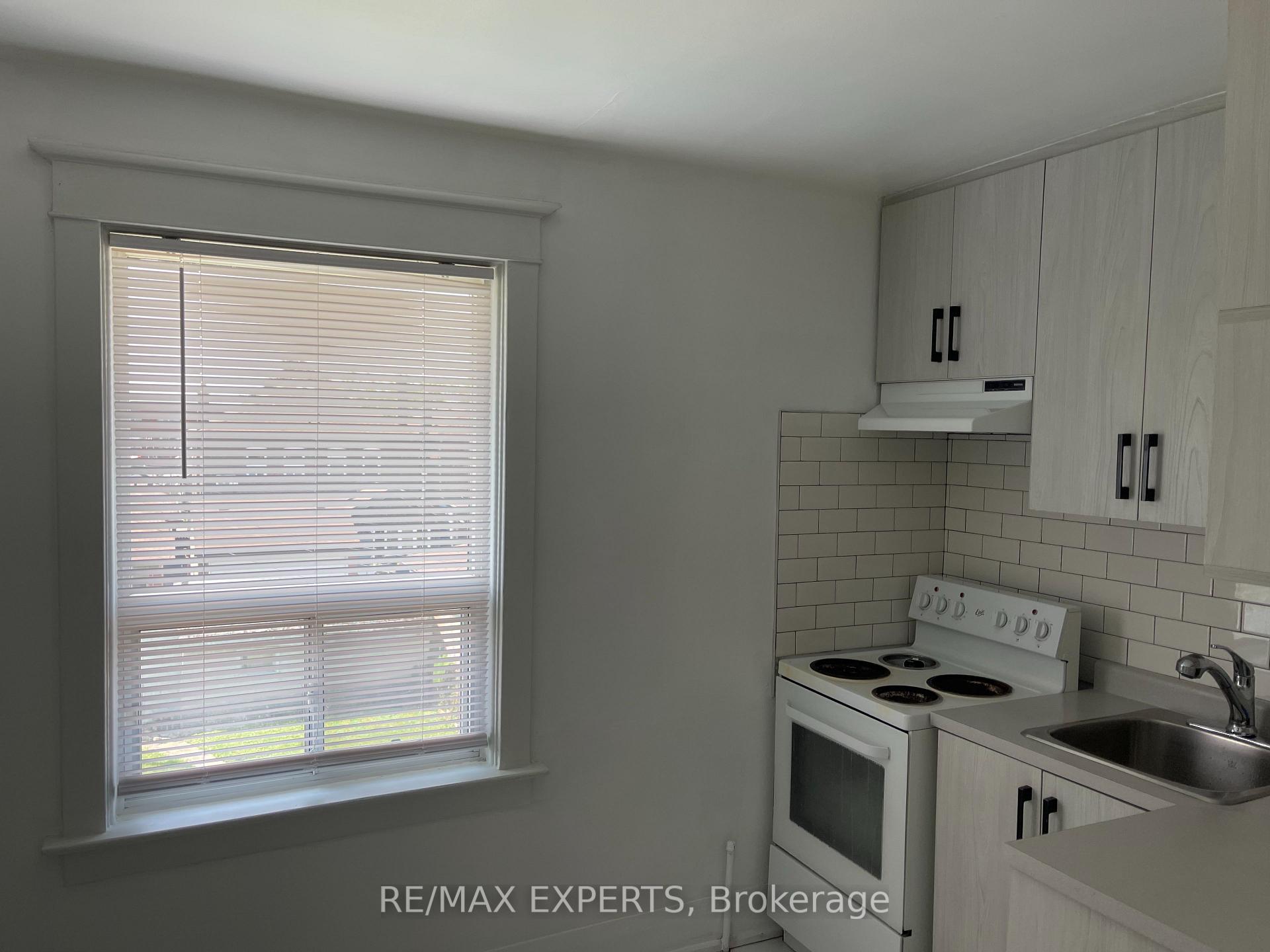 Photo 18 of Unit 2nd Floor, 366 Lauder Avenue, Toronto, Oakwood Village — HOMEH