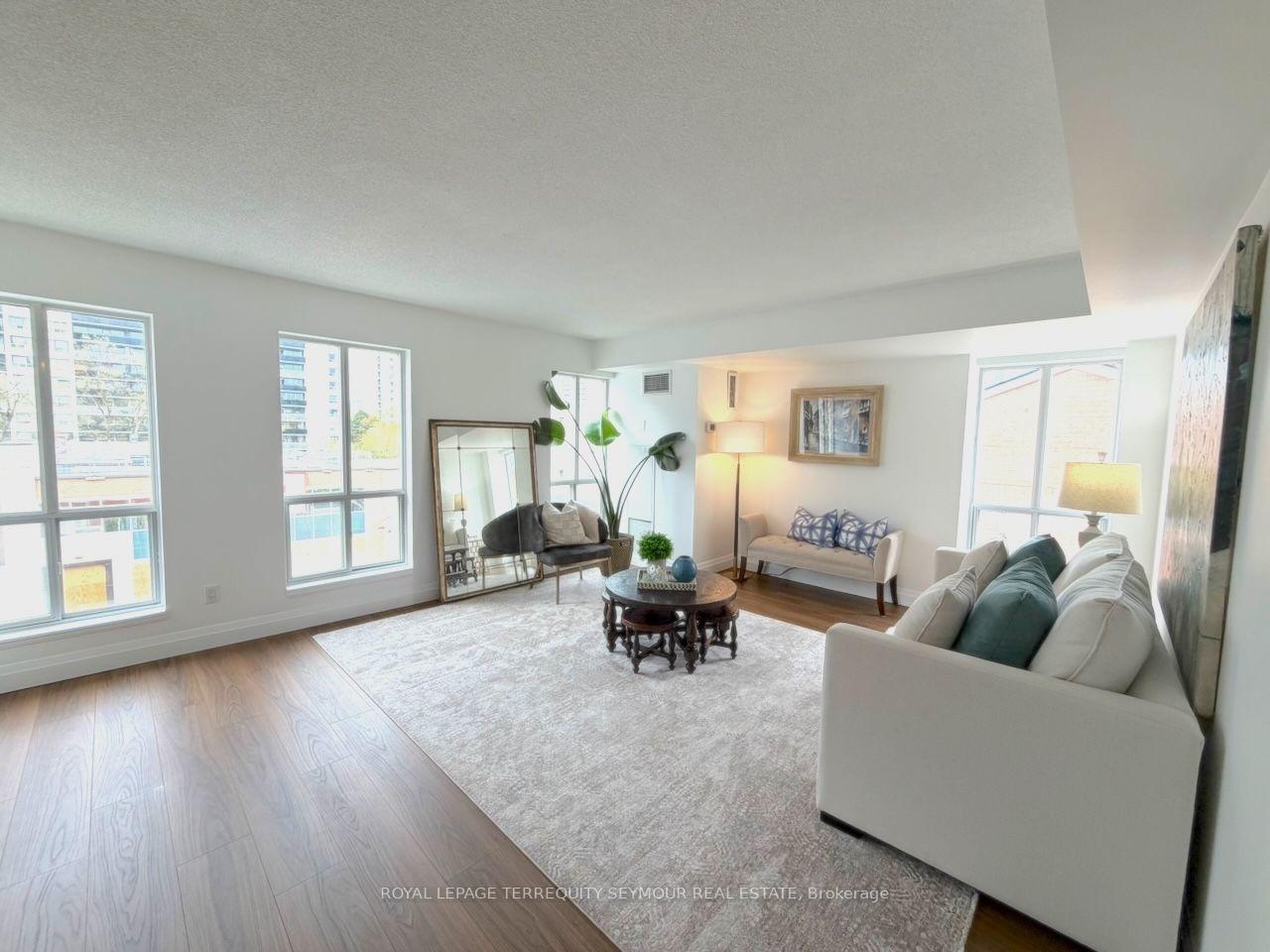 Photo 3 of Unit 448, 139 Merton Street, Toronto, Mount Pleasant West — HOMEH
