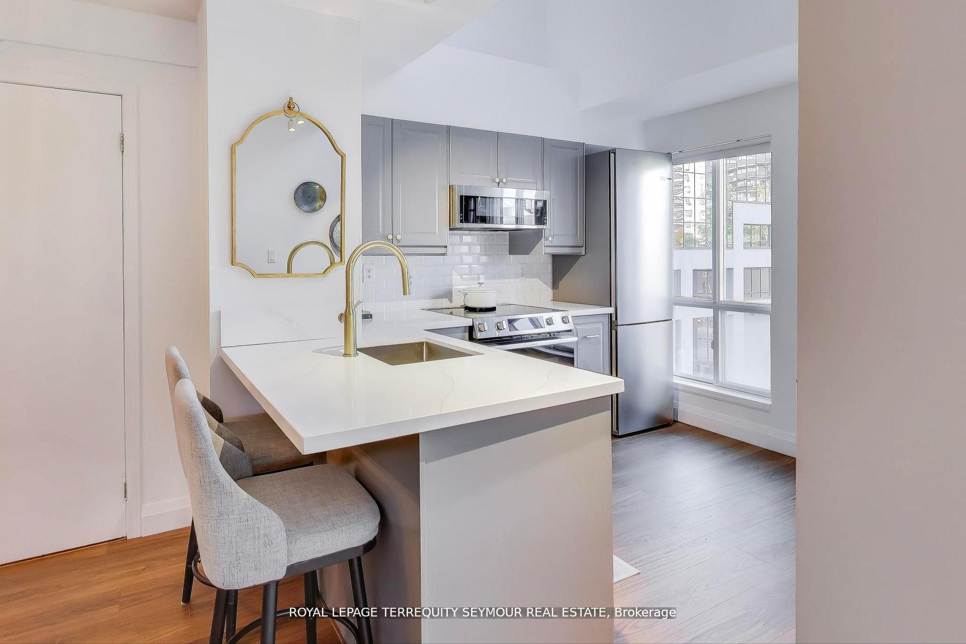 Photo 9 of Unit 448, 139 Merton Street, Toronto, Mount Pleasant West — HOMEH