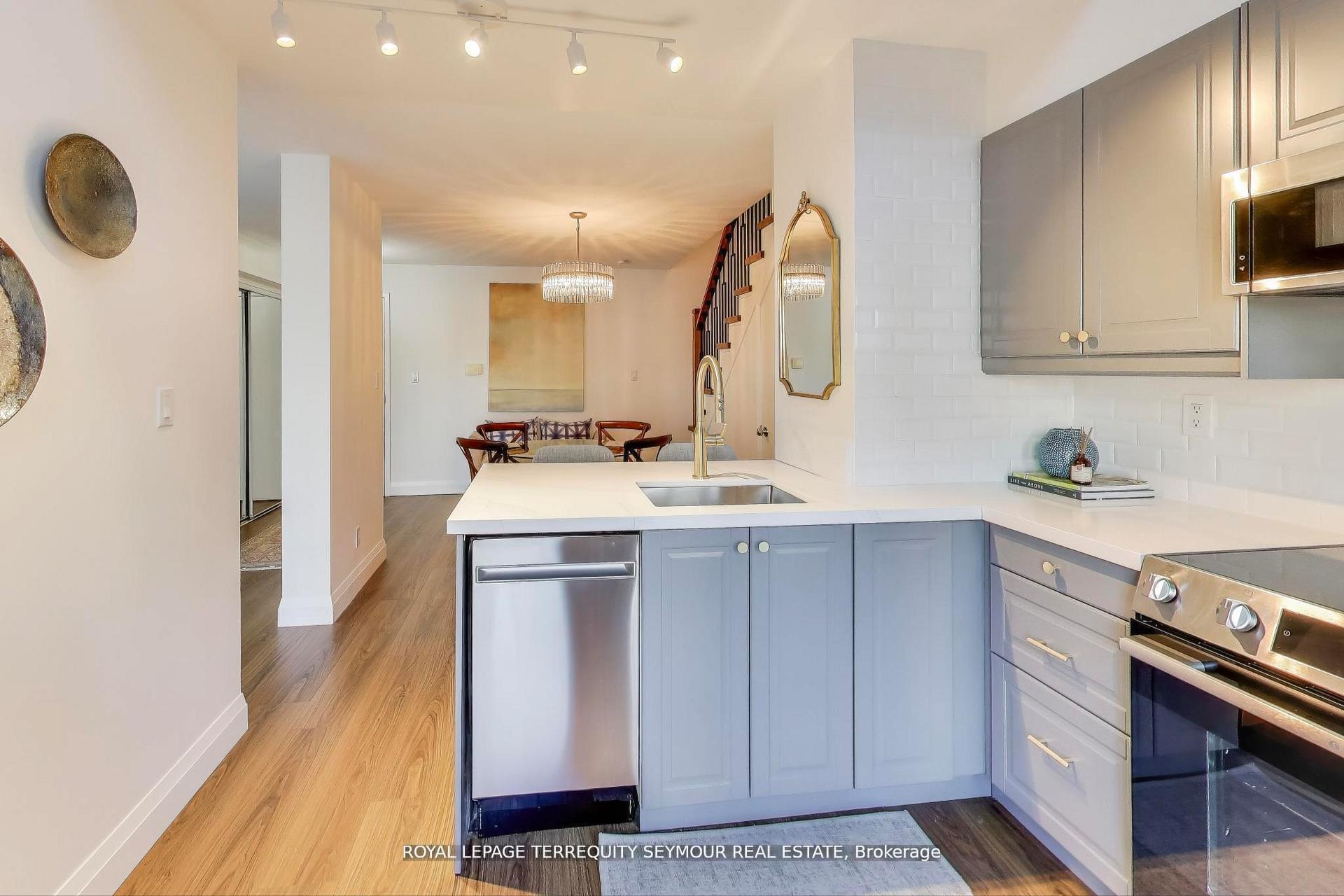 Photo 12 of Unit 448, 139 Merton Street, Toronto, Mount Pleasant West — HOMEH