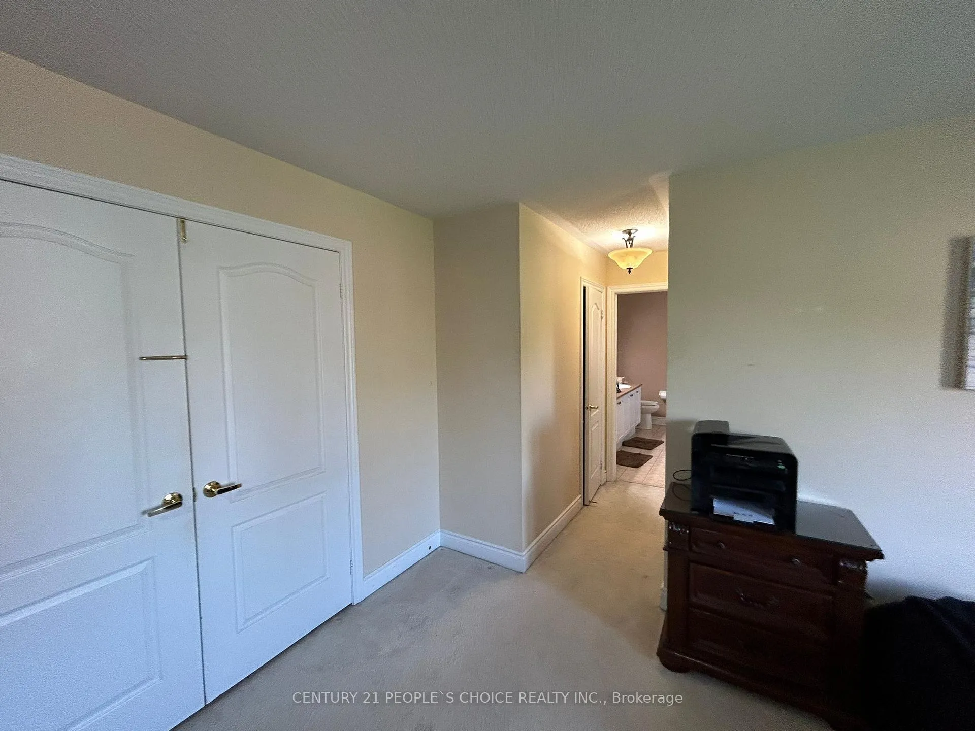 Photo 25 of 128 Mount Royal Circle, Brampton, Vales of Castlemore North — HOMEH