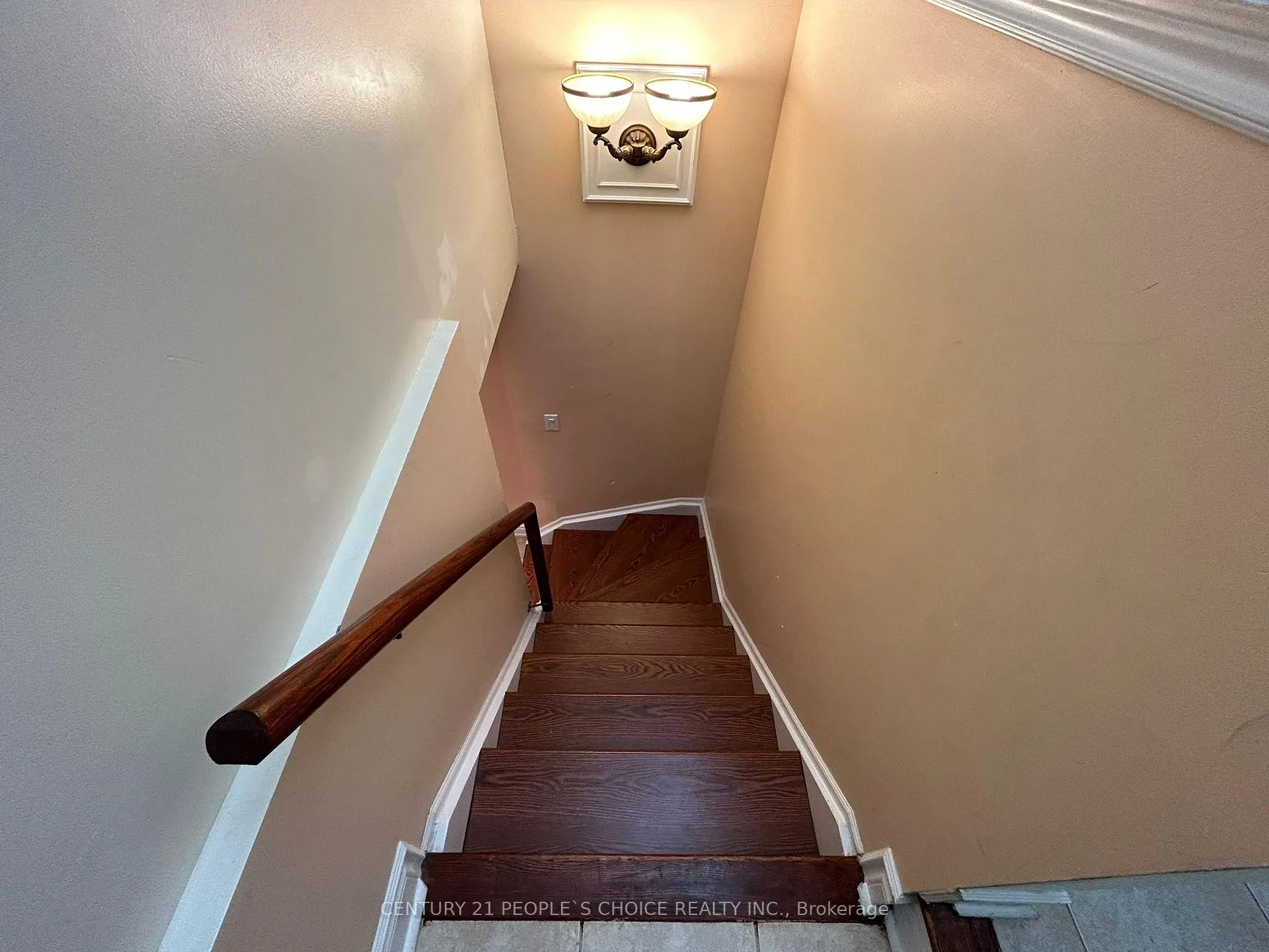 Photo 38 of 128 Mount Royal Circle, Brampton, Vales of Castlemore North — HOMEH