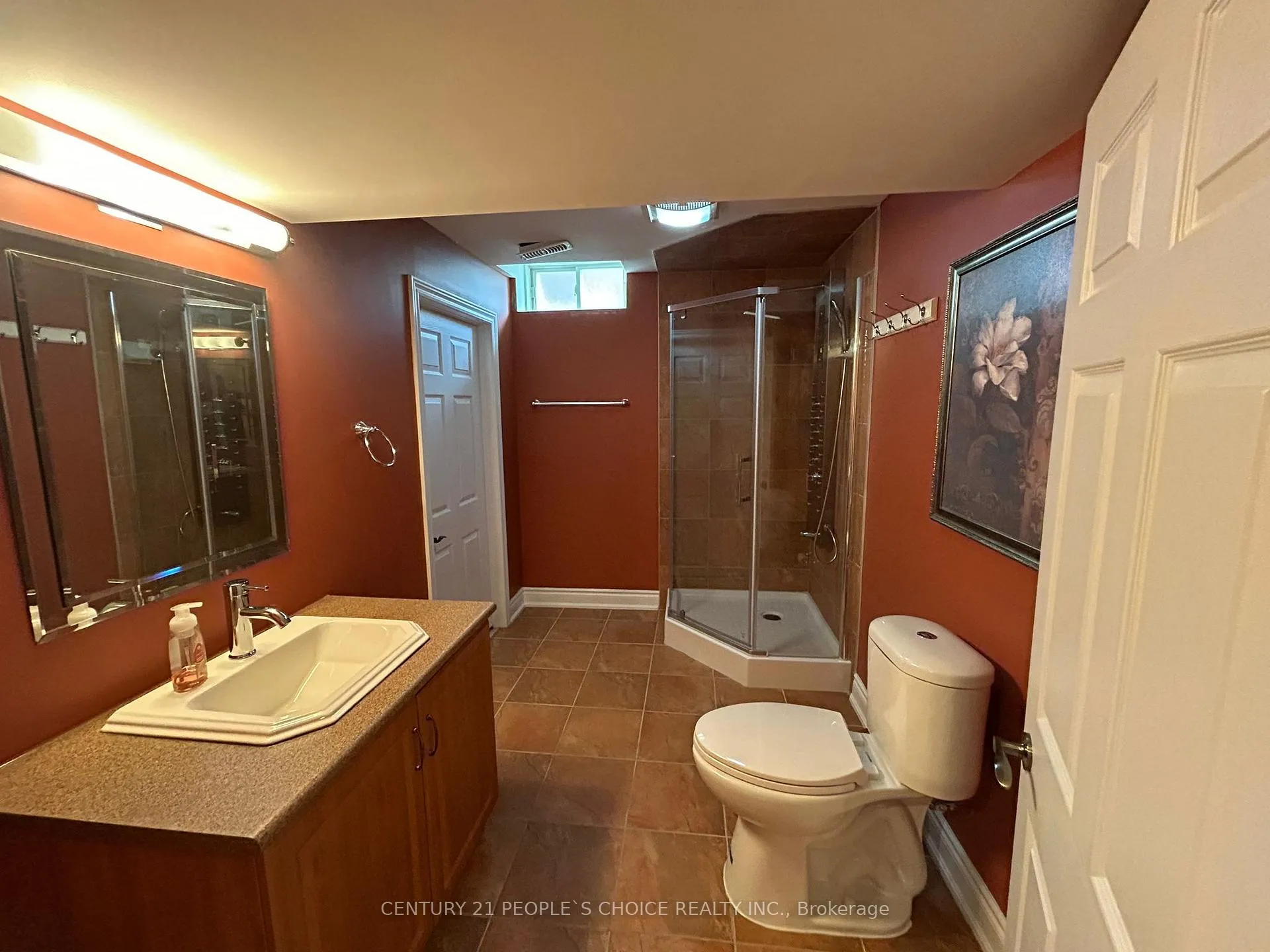 Photo 45 of 128 Mount Royal Circle, Brampton, Vales of Castlemore North — HOMEH