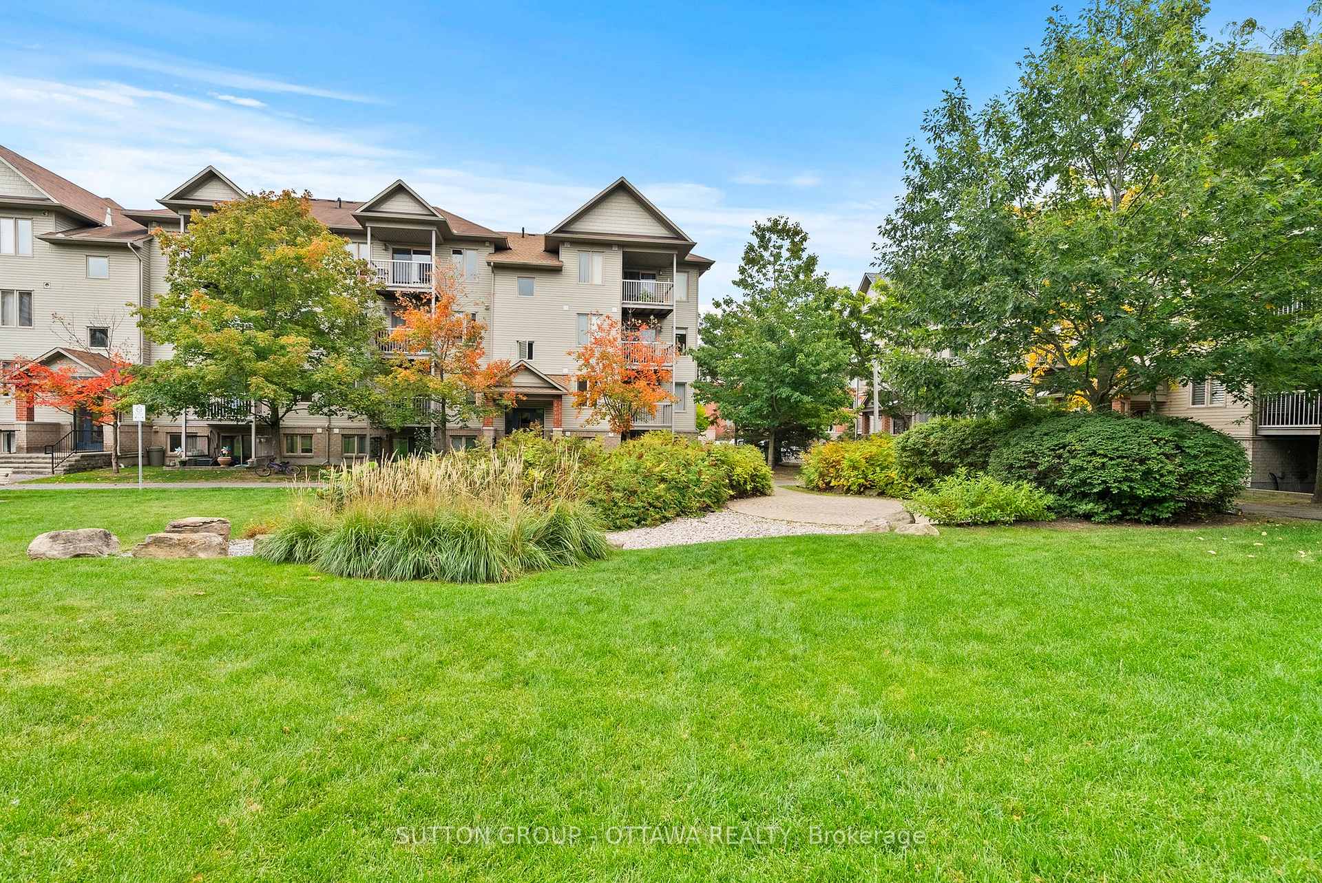 Photo 34 of Unit 7, 565 Stonefield Private, Ottawa, Barrhaven East — HOMEH