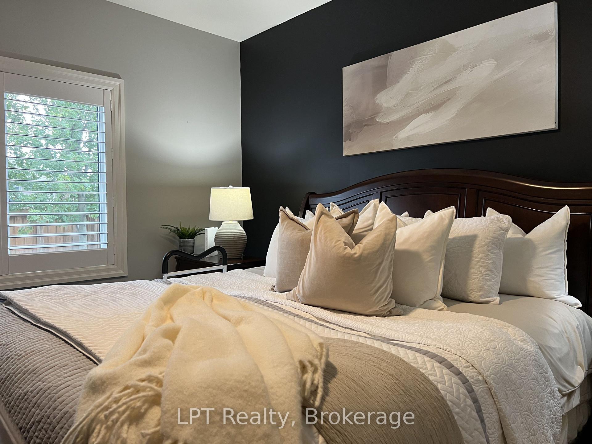 Photo 37 of 80 Ambrosia Terrace, Quinte West, Murray Ward — HOMEH