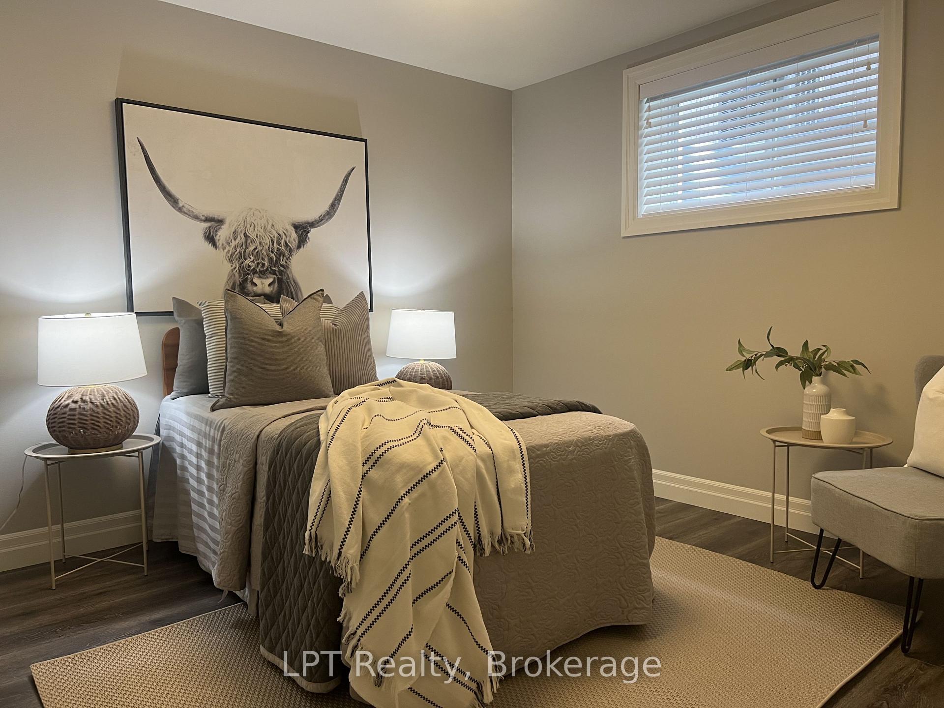 Photo 70 of 80 Ambrosia Terrace, Quinte West, Murray Ward — HOMEH