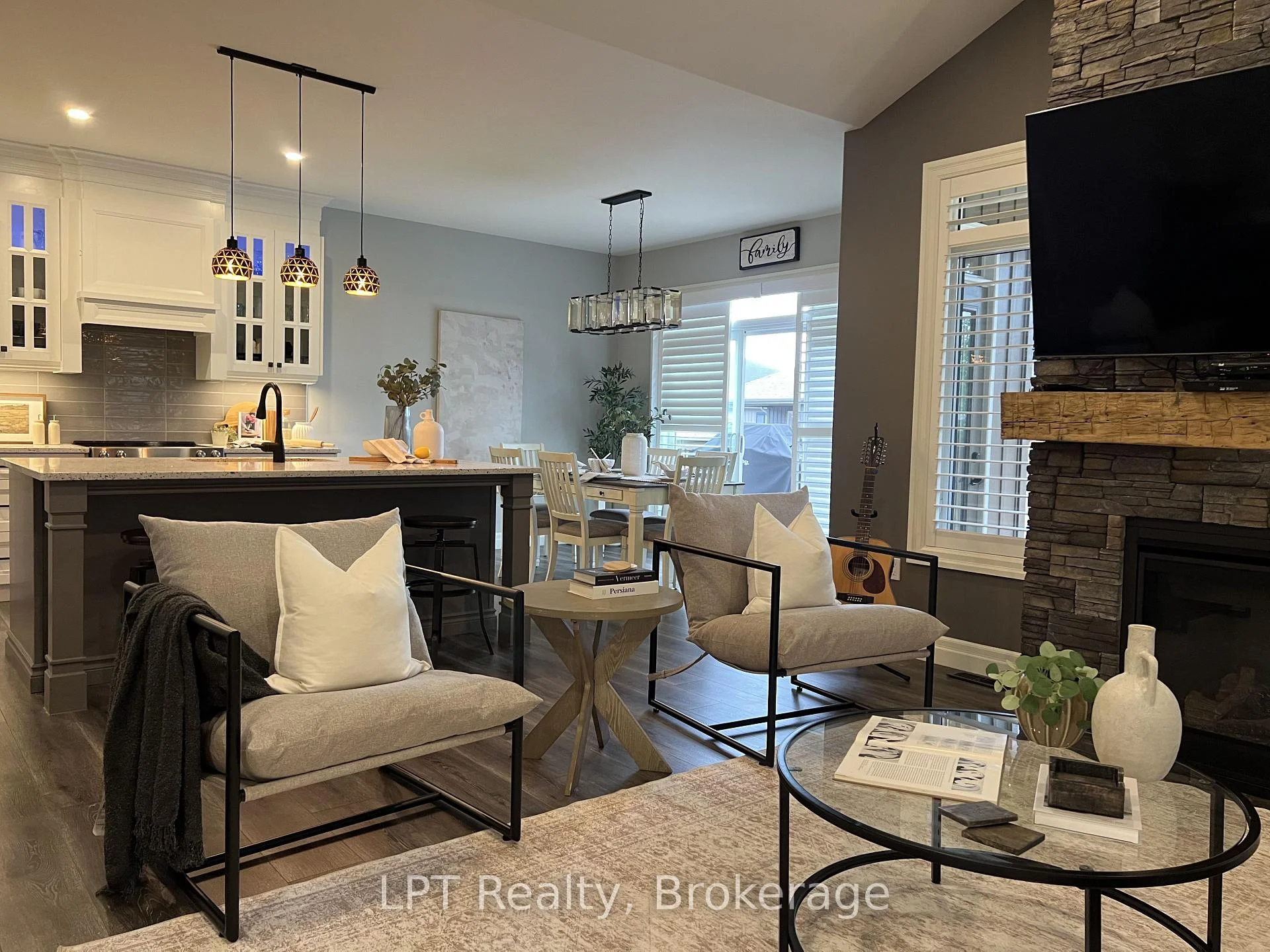 Photo 17 of 80 Ambrosia Terrace, Quinte West, Murray Ward — HOMEH
