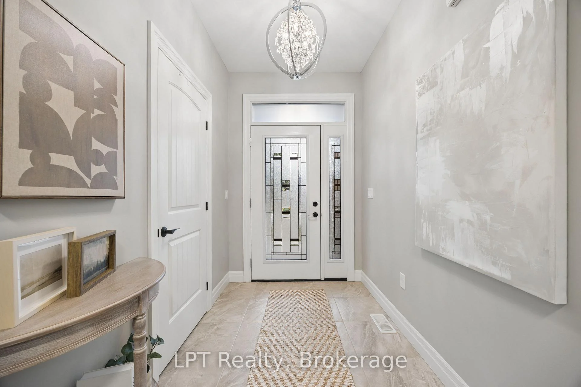 Photo 18 of 80 Ambrosia Terrace, Quinte West, Murray Ward — HOMEH