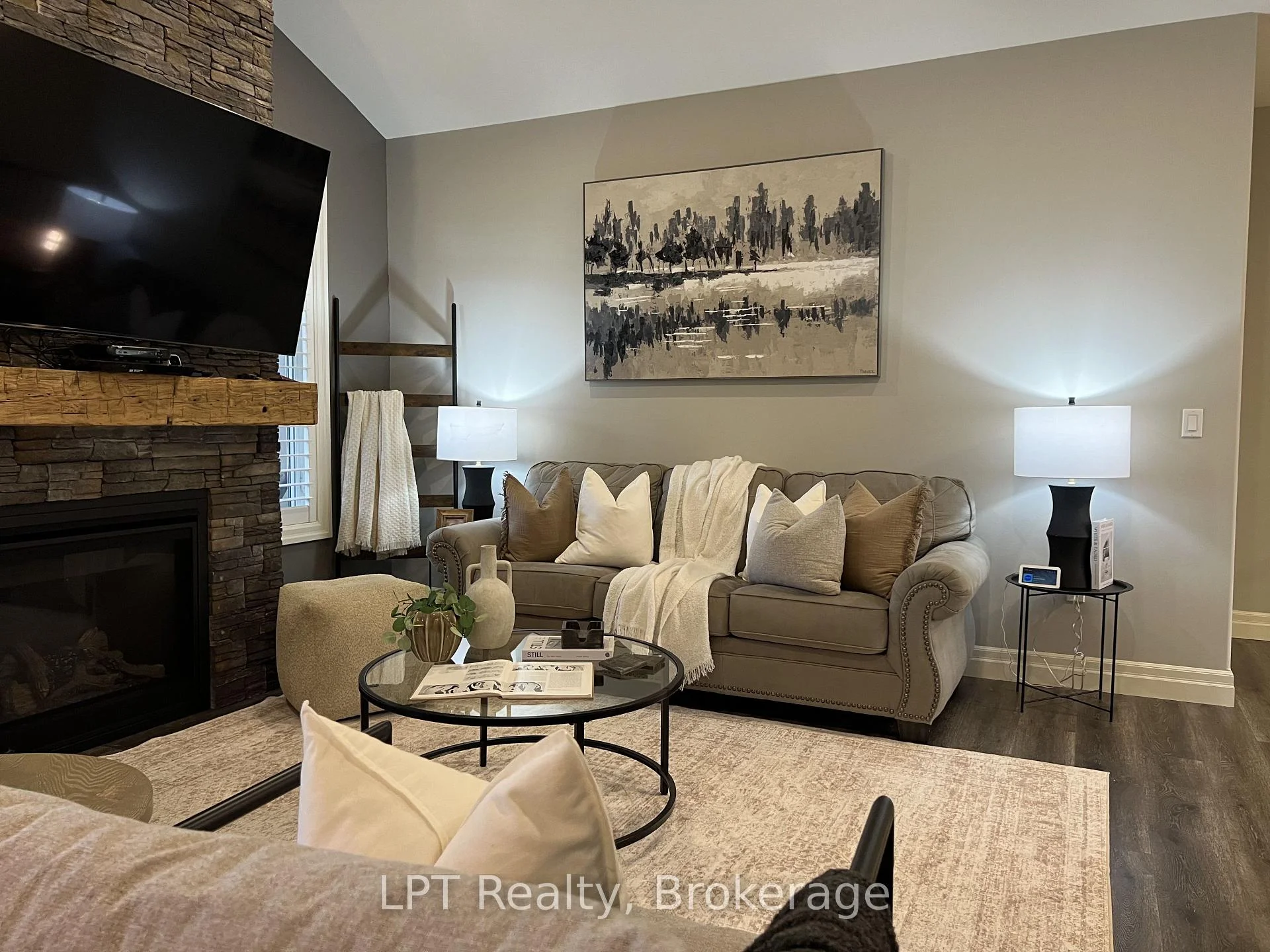 Photo 26 of 80 Ambrosia Terrace, Quinte West, Murray Ward — HOMEH