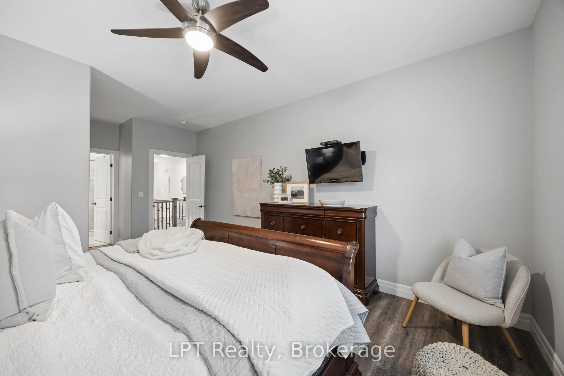 Photo 62 of 80 Ambrosia Terrace, Quinte West, Murray Ward — HOMEH