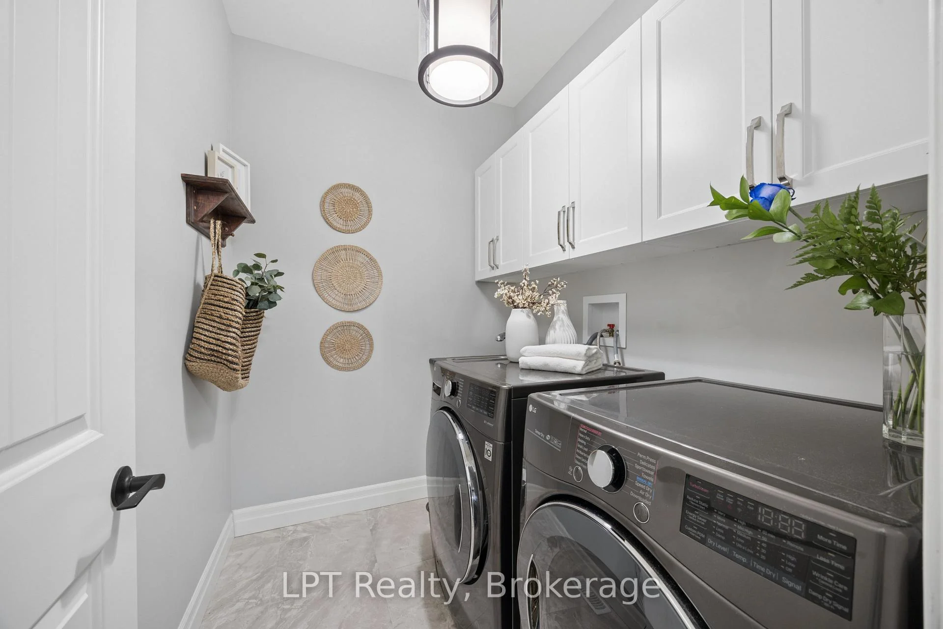 Photo 76 of 80 Ambrosia Terrace, Quinte West, Murray Ward — HOMEH