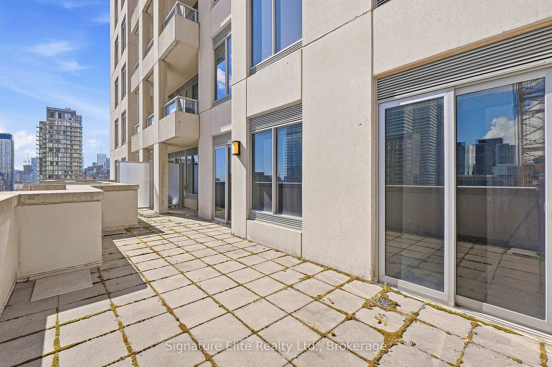 Photo 24 of Unit 2304, 35 Balmuto Street, Toronto, Bay Street Corridor — HOMEH