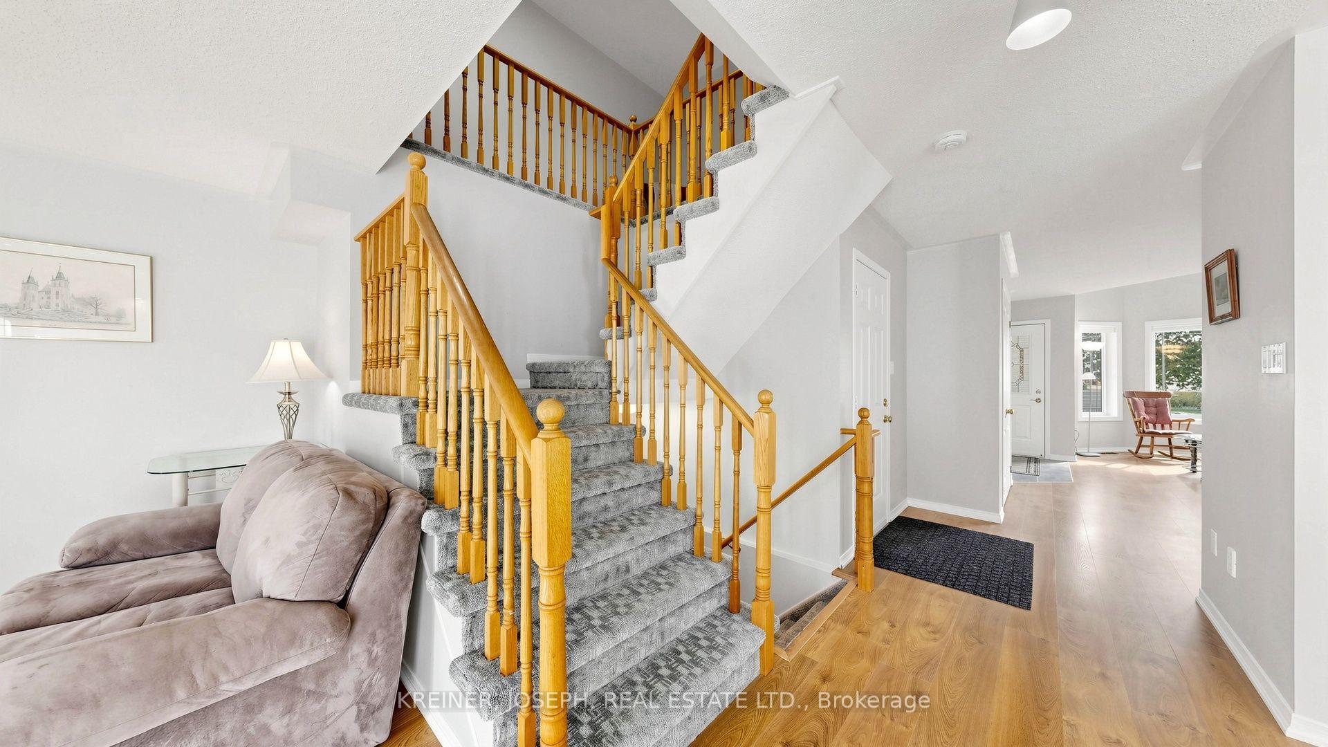 Photo 24 of 156 Glasgow Crescent, Georgina, Keswick South — HOMEH