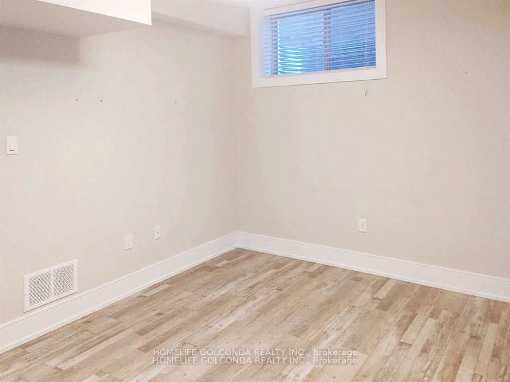Photo 17 of Unit Bsmt, 163 Franklin Trail, Barrie, Rural Barrie Southwest — HOMEH