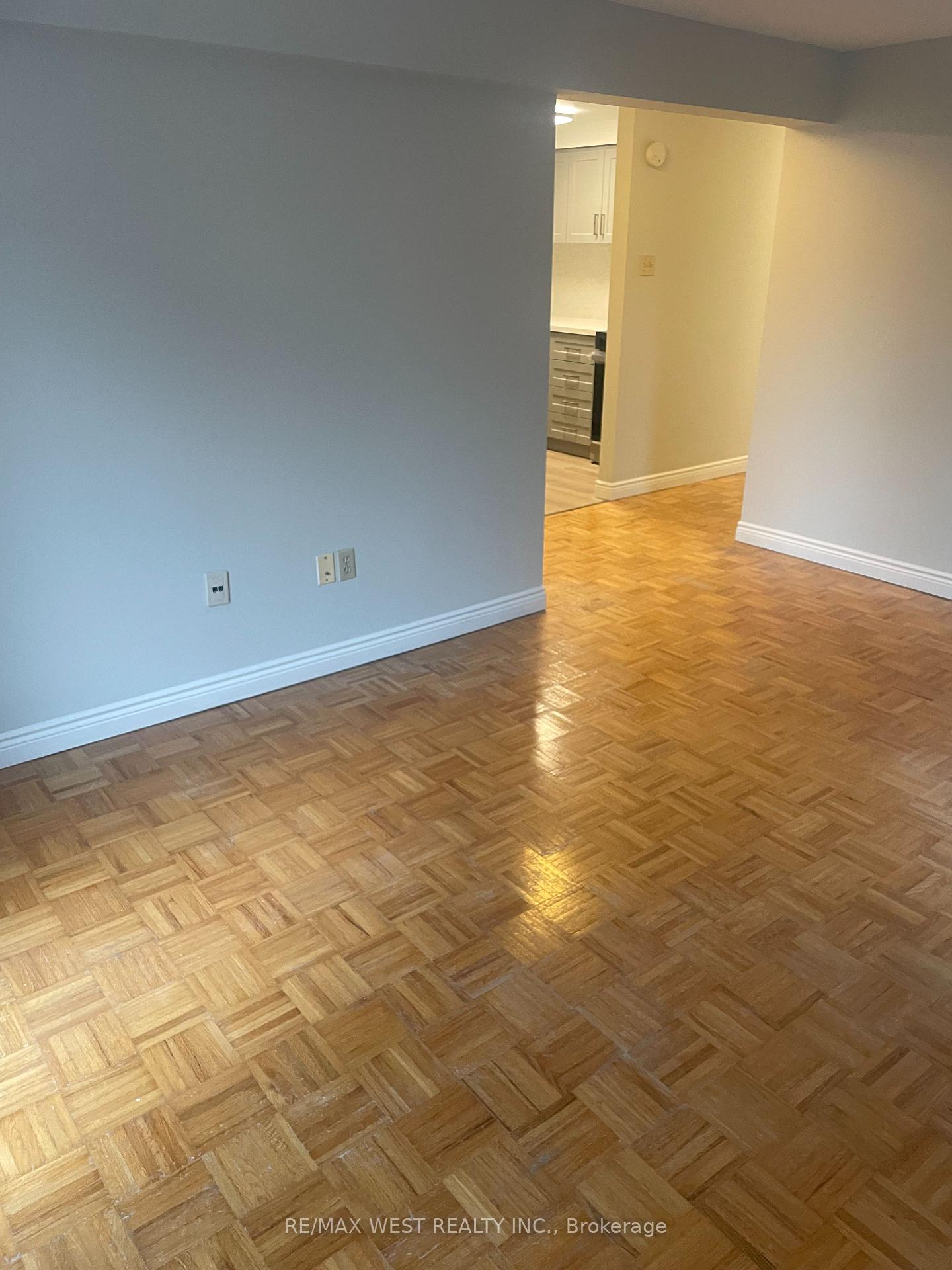 Photo 8 of Unit 202 Rear, 13 Grange Avenue, Toronto, Kensington-Chinatown — HOMEH