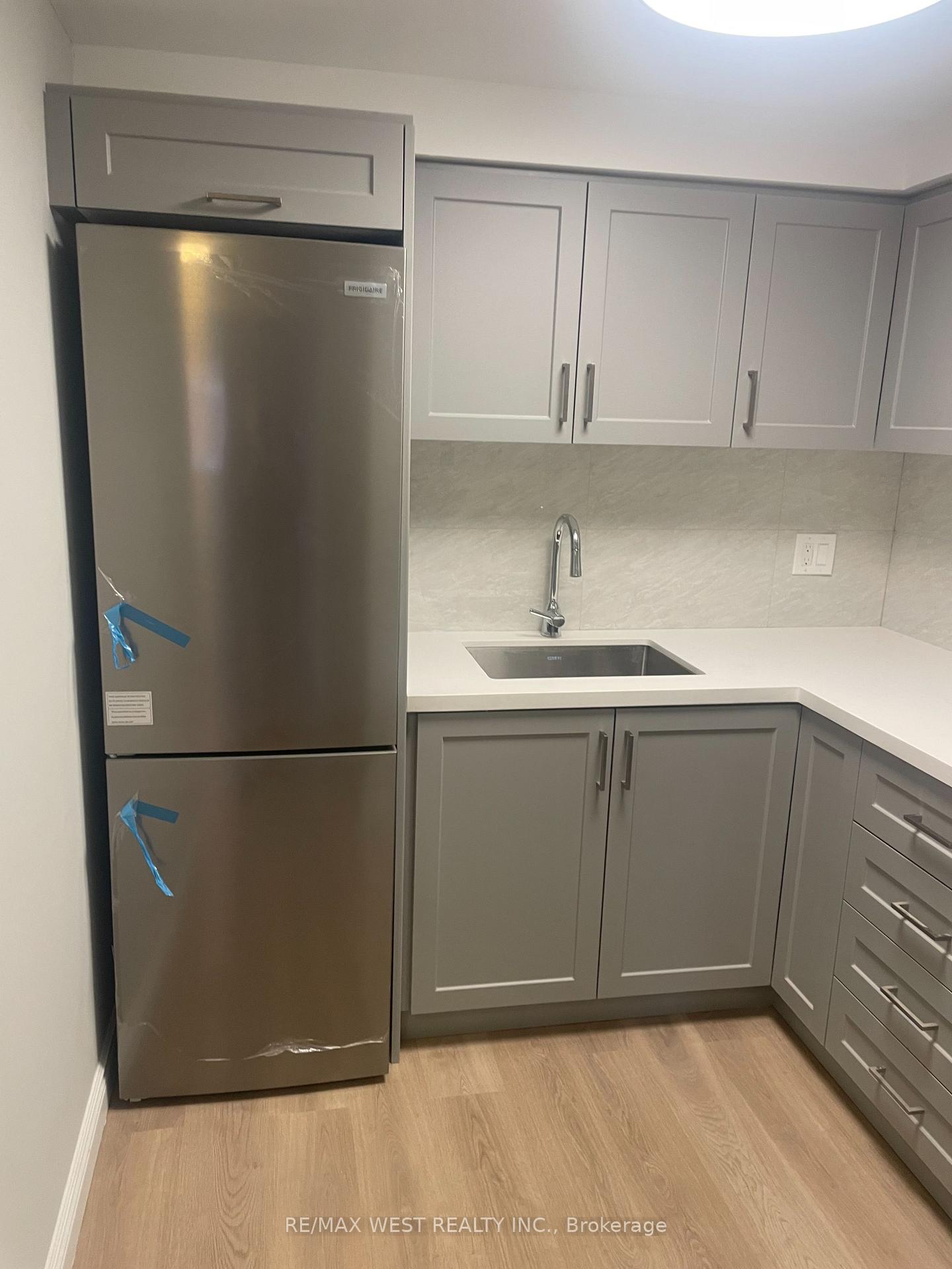 Photo 12 of Unit 202 Rear, 13 Grange Avenue, Toronto, Kensington-Chinatown — HOMEH