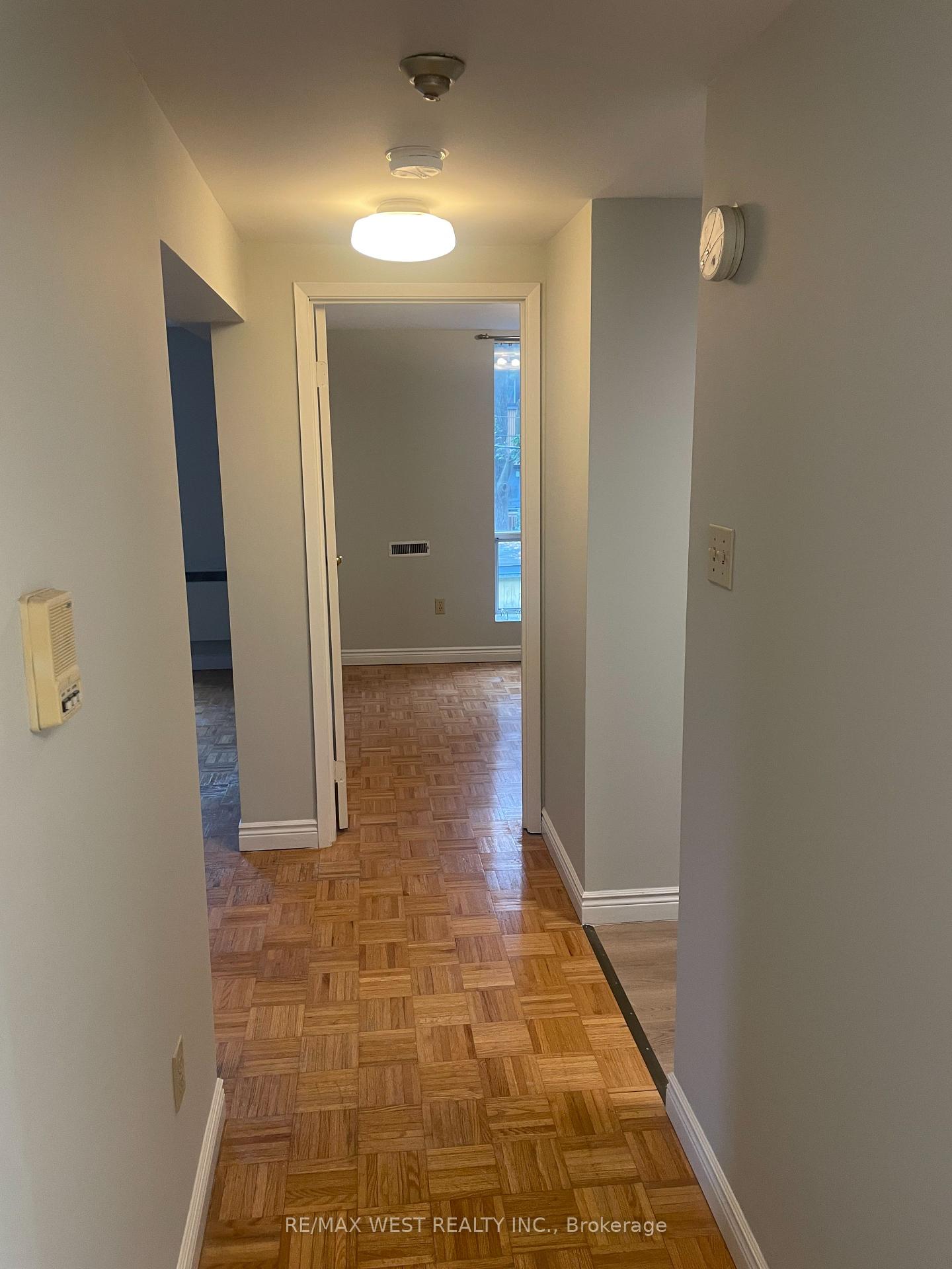 Photo 13 of Unit 202 Rear, 13 Grange Avenue, Toronto, Kensington-Chinatown — HOMEH
