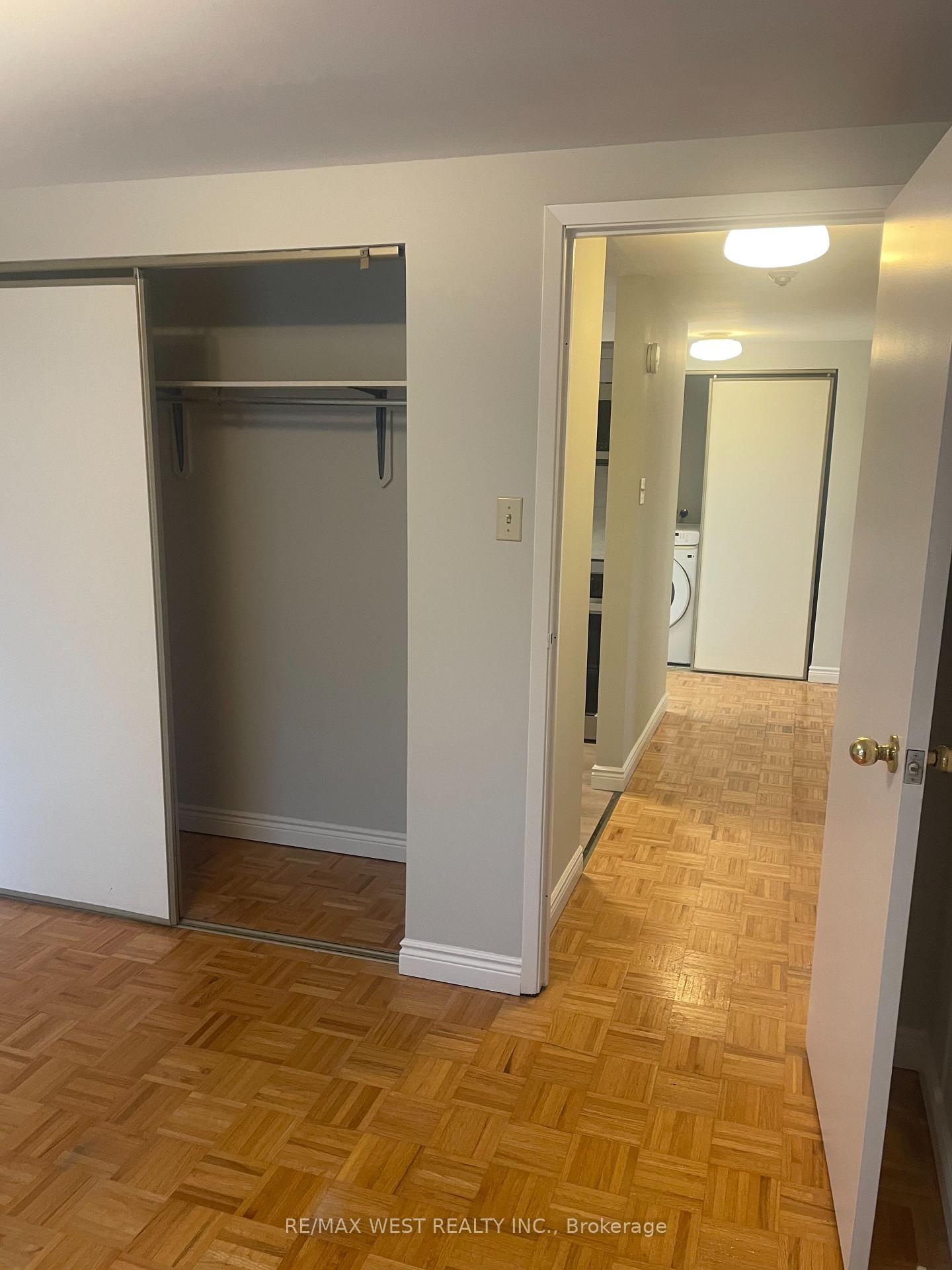 Photo 17 of Unit 202 Rear, 13 Grange Avenue, Toronto, Kensington-Chinatown — HOMEH