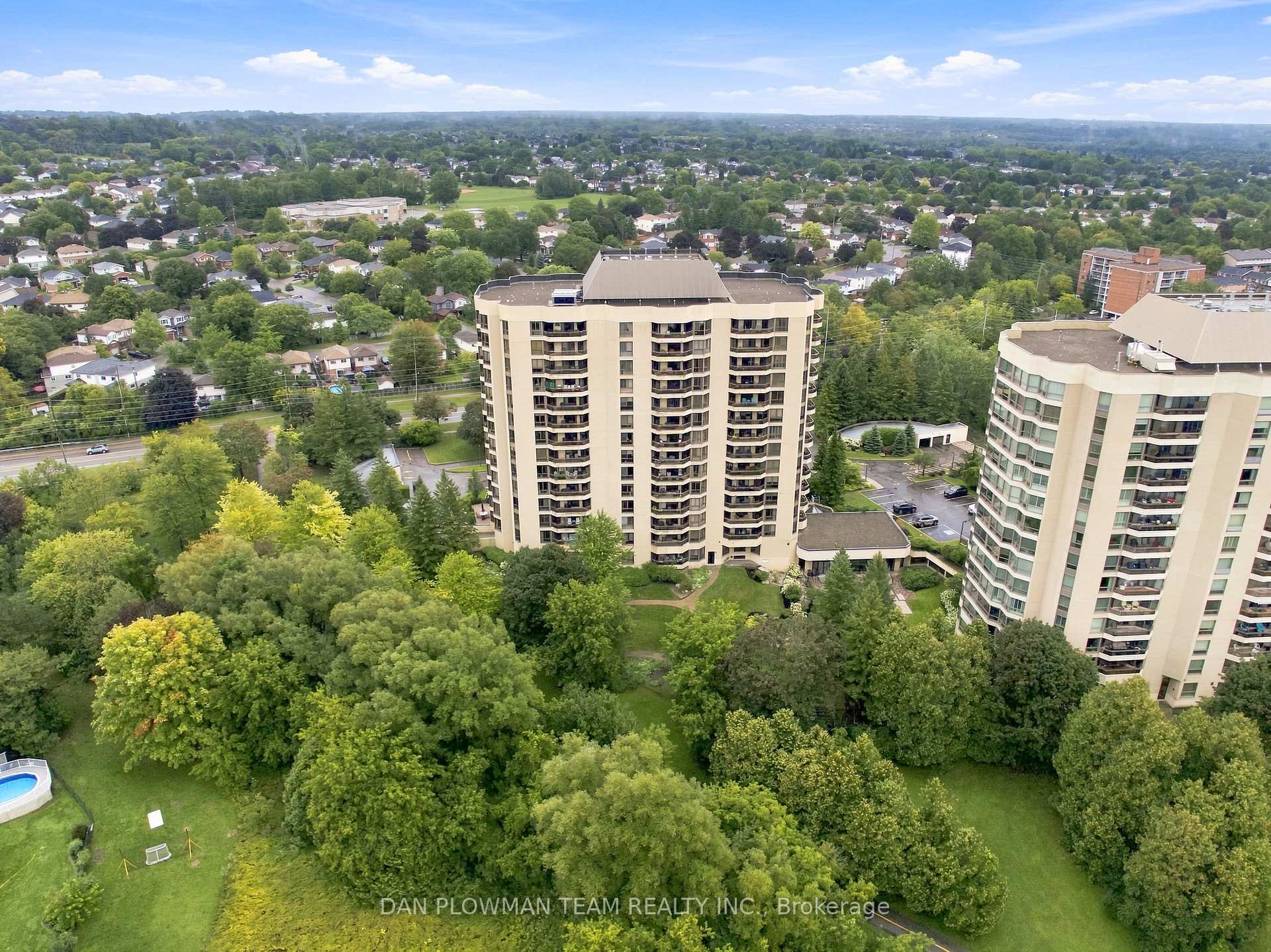 Photo 41 of Unit 1003, 900 Wilson Road N, Oshawa, Centennial — HOMEH