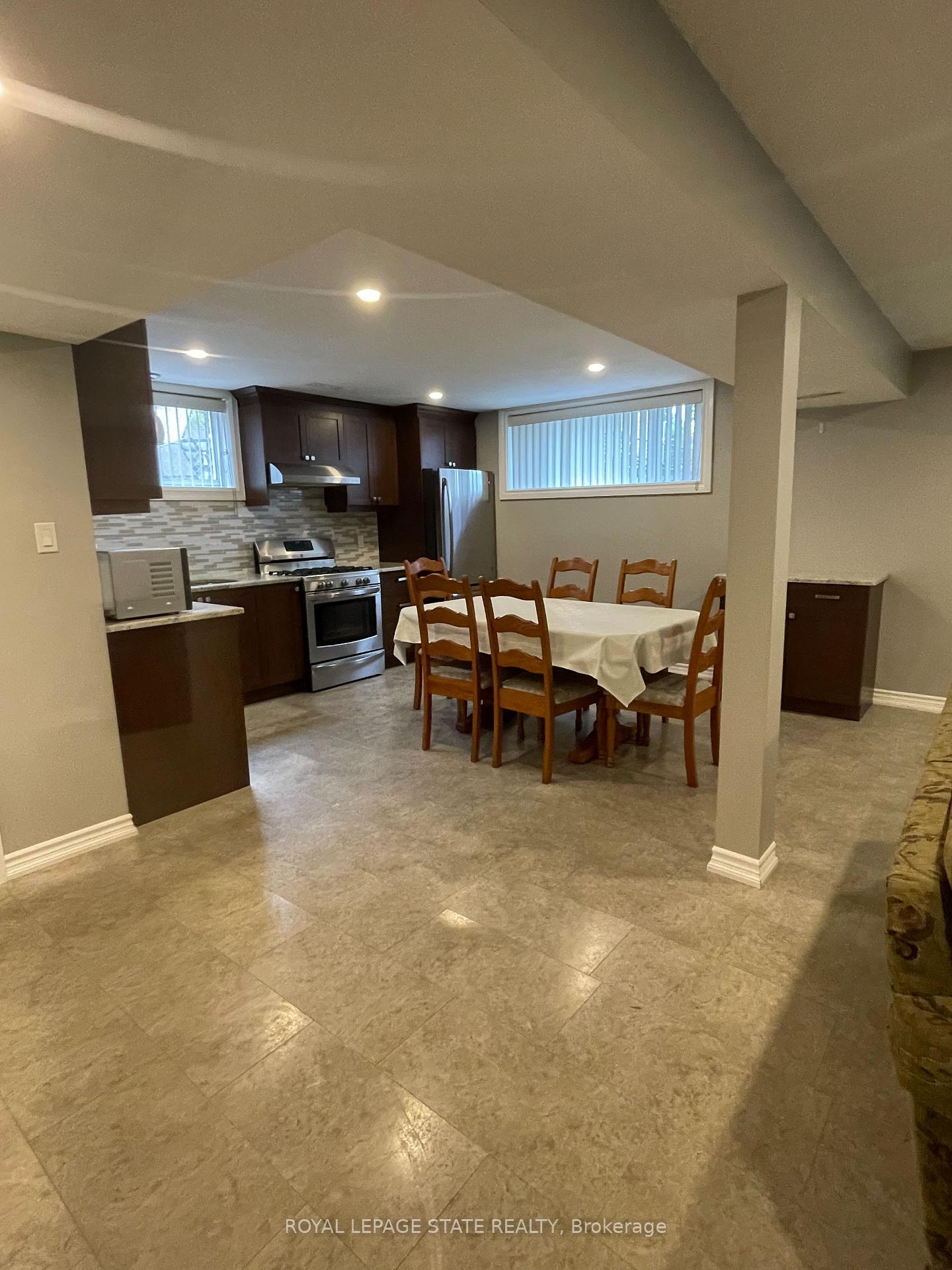 Photo 9 of 72 Purnell Drive, Hamilton, Gilbert — HOMEH