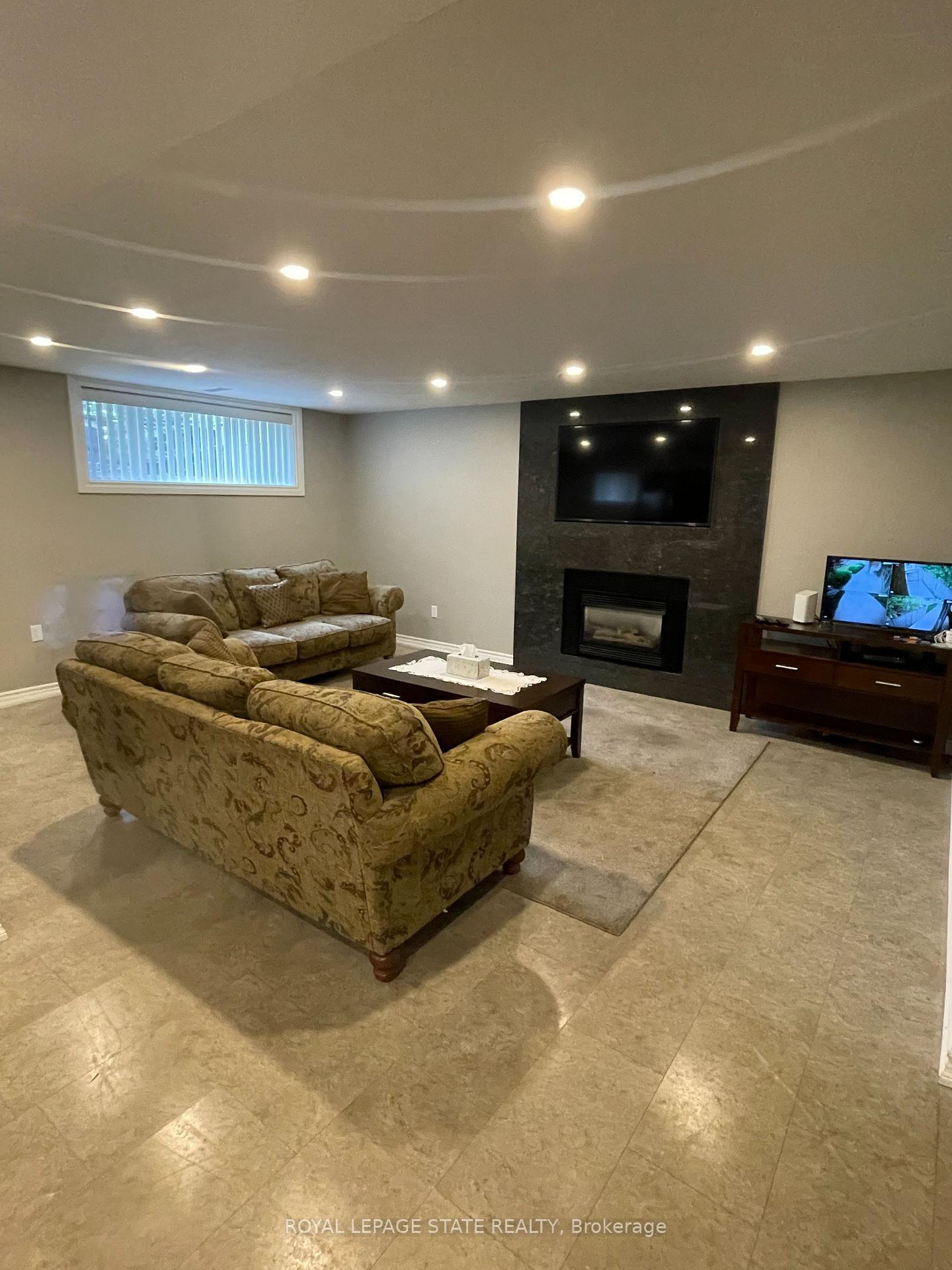 Photo 13 of 72 Purnell Drive, Hamilton, Gilbert — HOMEH