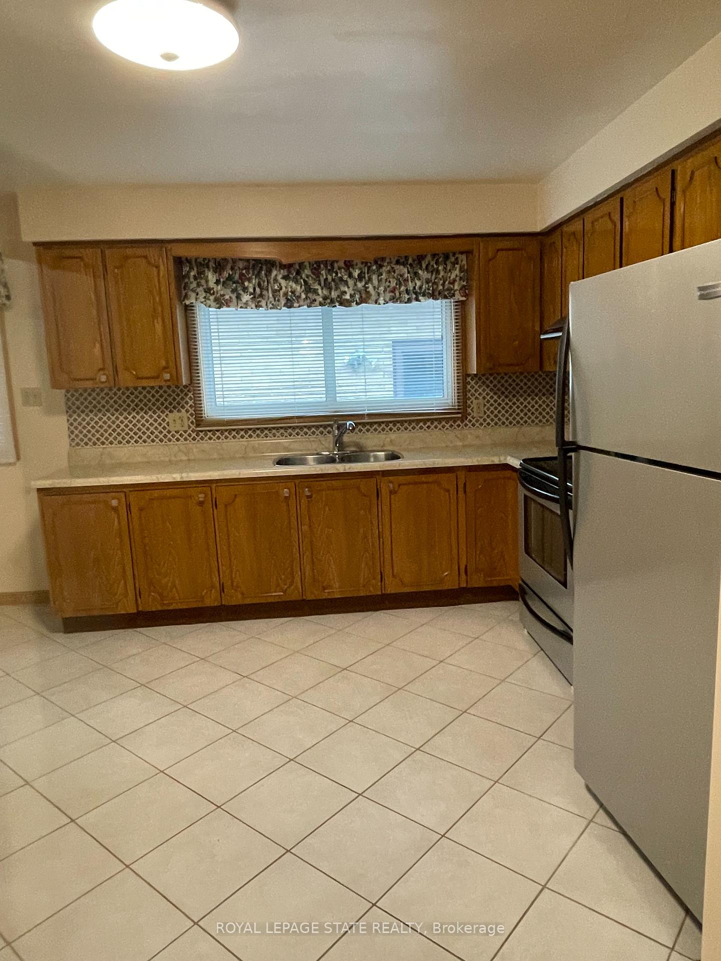 Photo 14 of 72 Purnell Drive, Hamilton, Gilbert — HOMEH