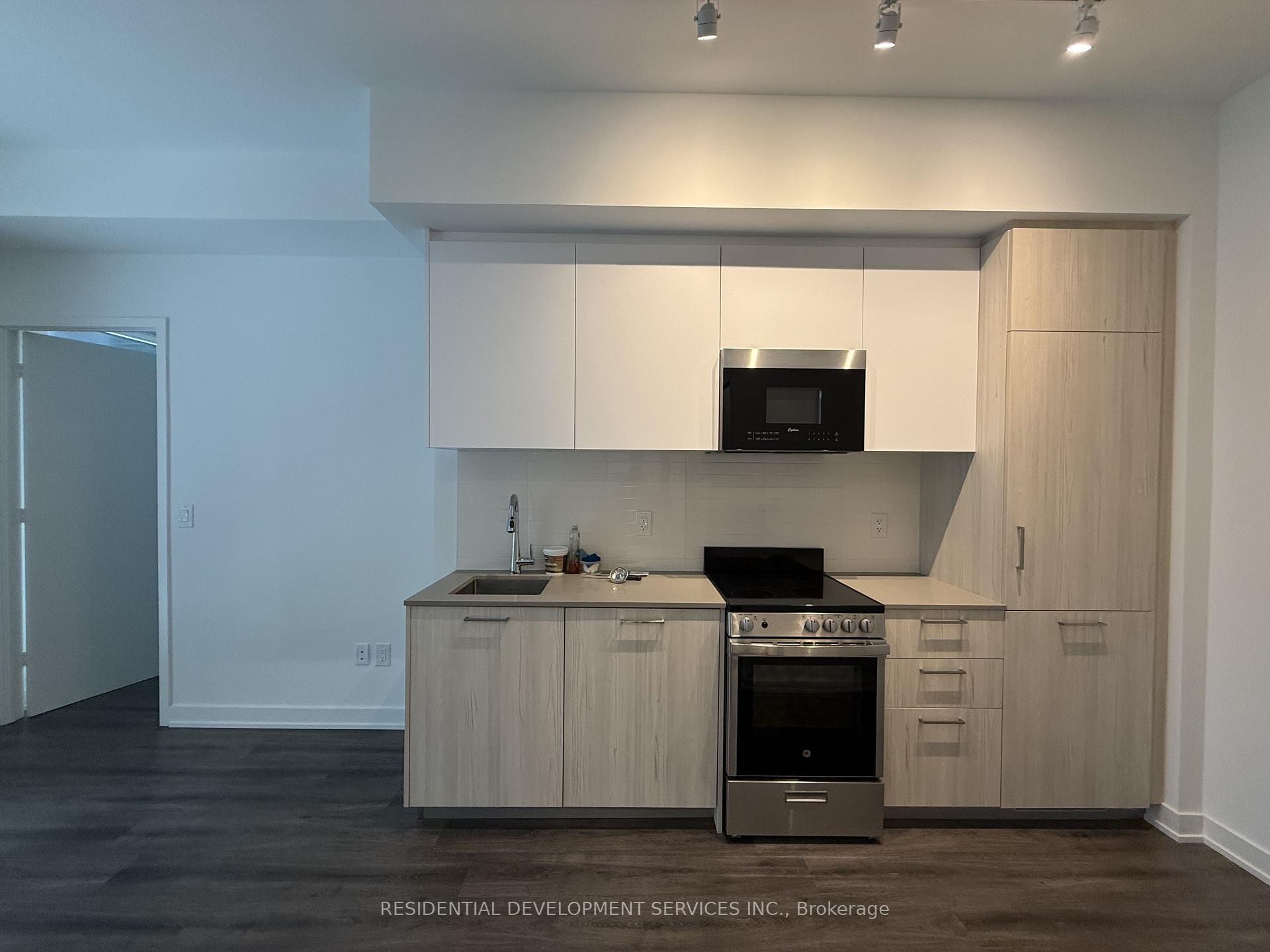 Photo 3 of Unit 202, 65 Mutual Street, Toronto, Church-Yonge Corridor — HOMEH