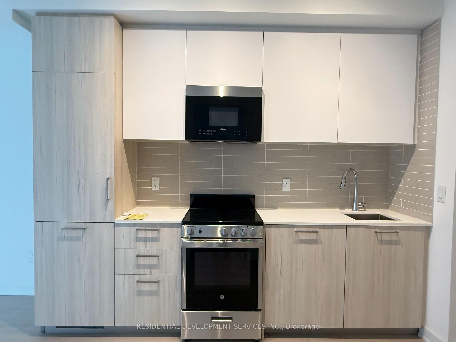 Photo 2 of Unit 402, 65 Mutual Street, Toronto, Church-Yonge Corridor — HOMEH