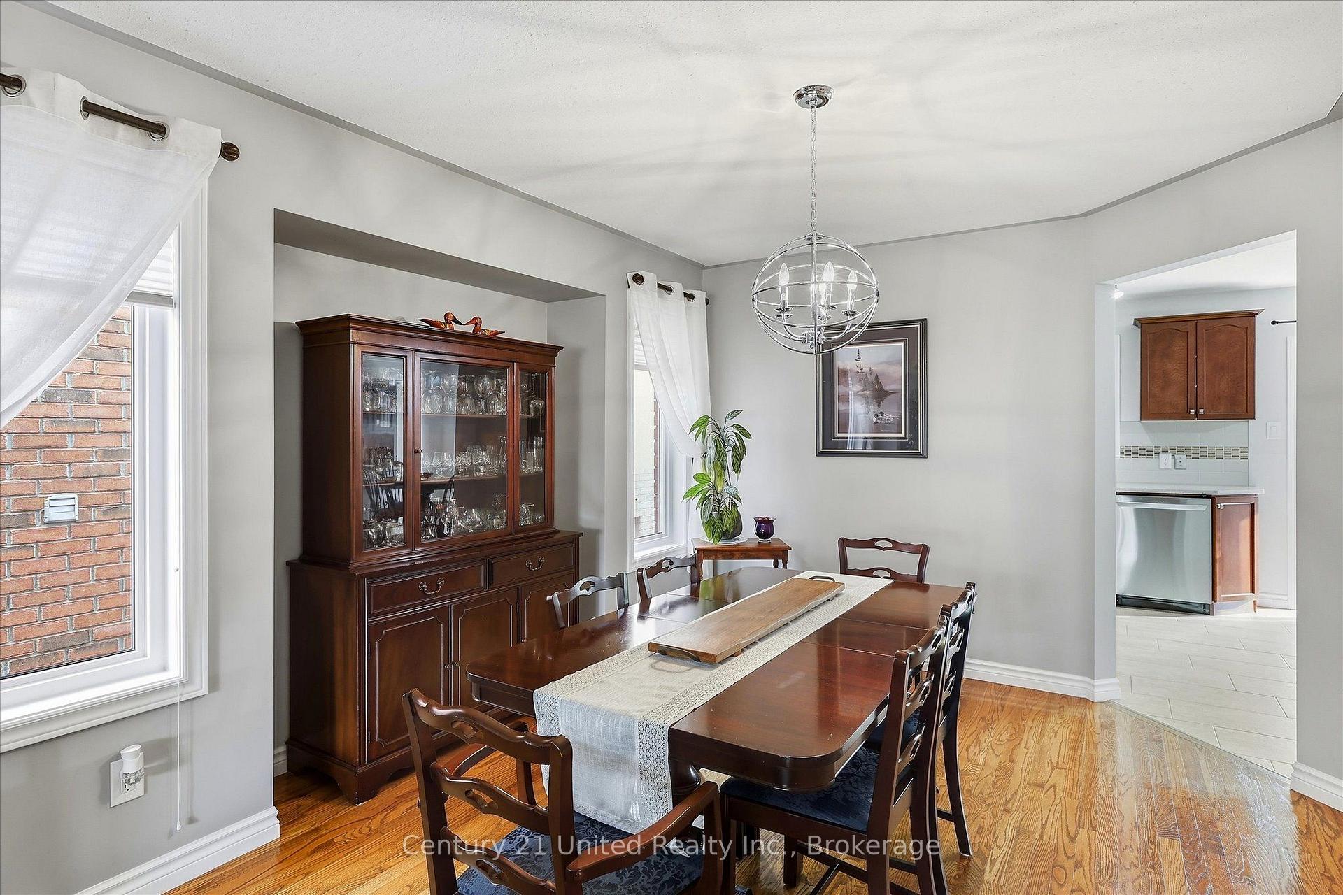 Photo 7 of 2318 Sumac Street, Peterborough, Monaghan Ward 2 — HOMEH