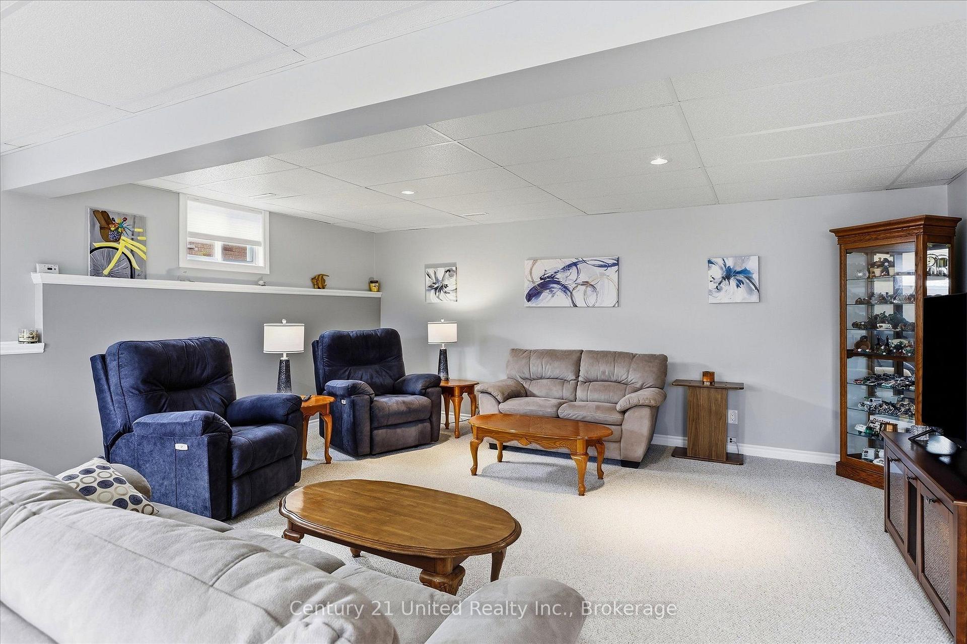 Photo 23 of 2318 Sumac Street, Peterborough, Monaghan Ward 2 — HOMEH