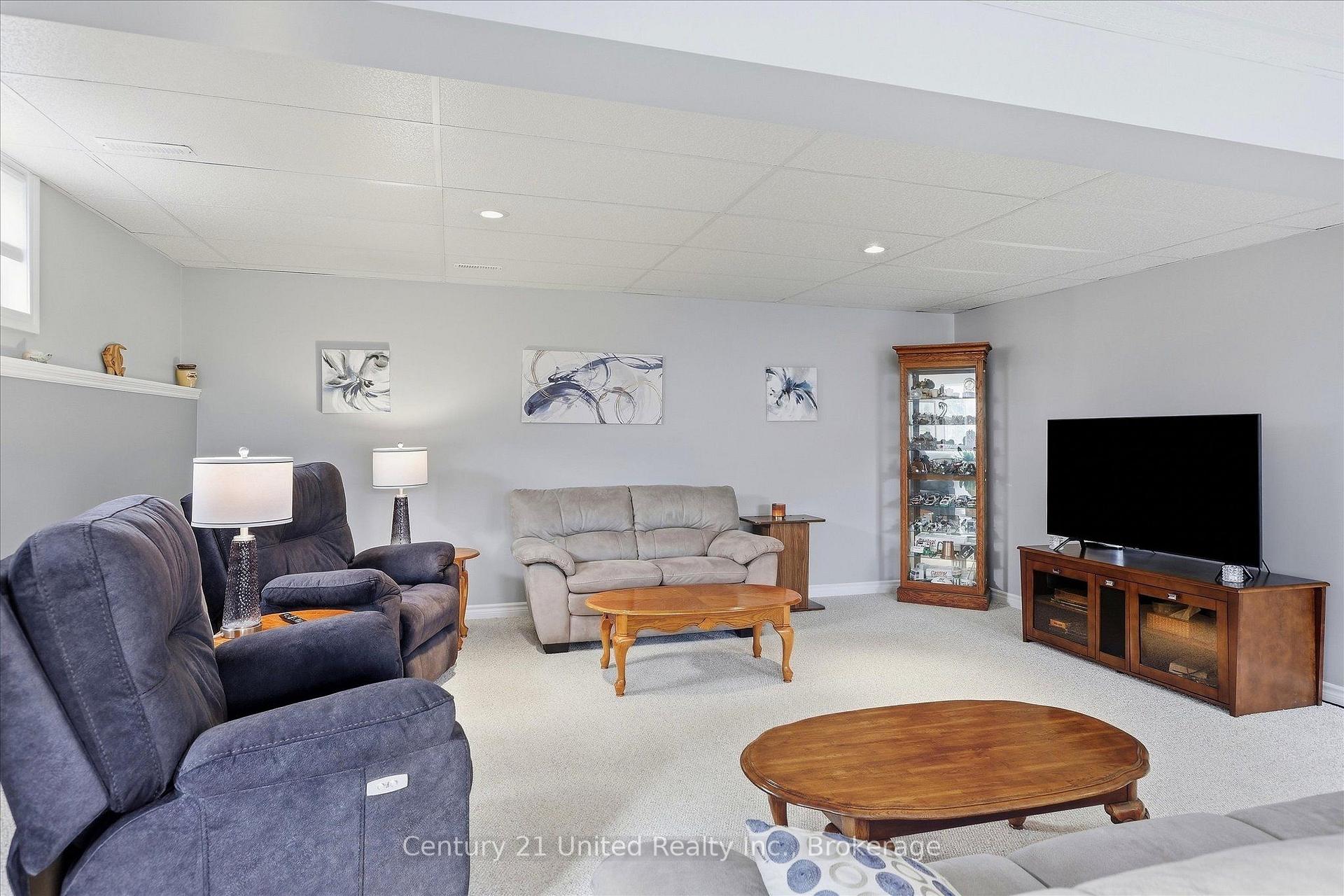 Photo 24 of 2318 Sumac Street, Peterborough, Monaghan Ward 2 — HOMEH