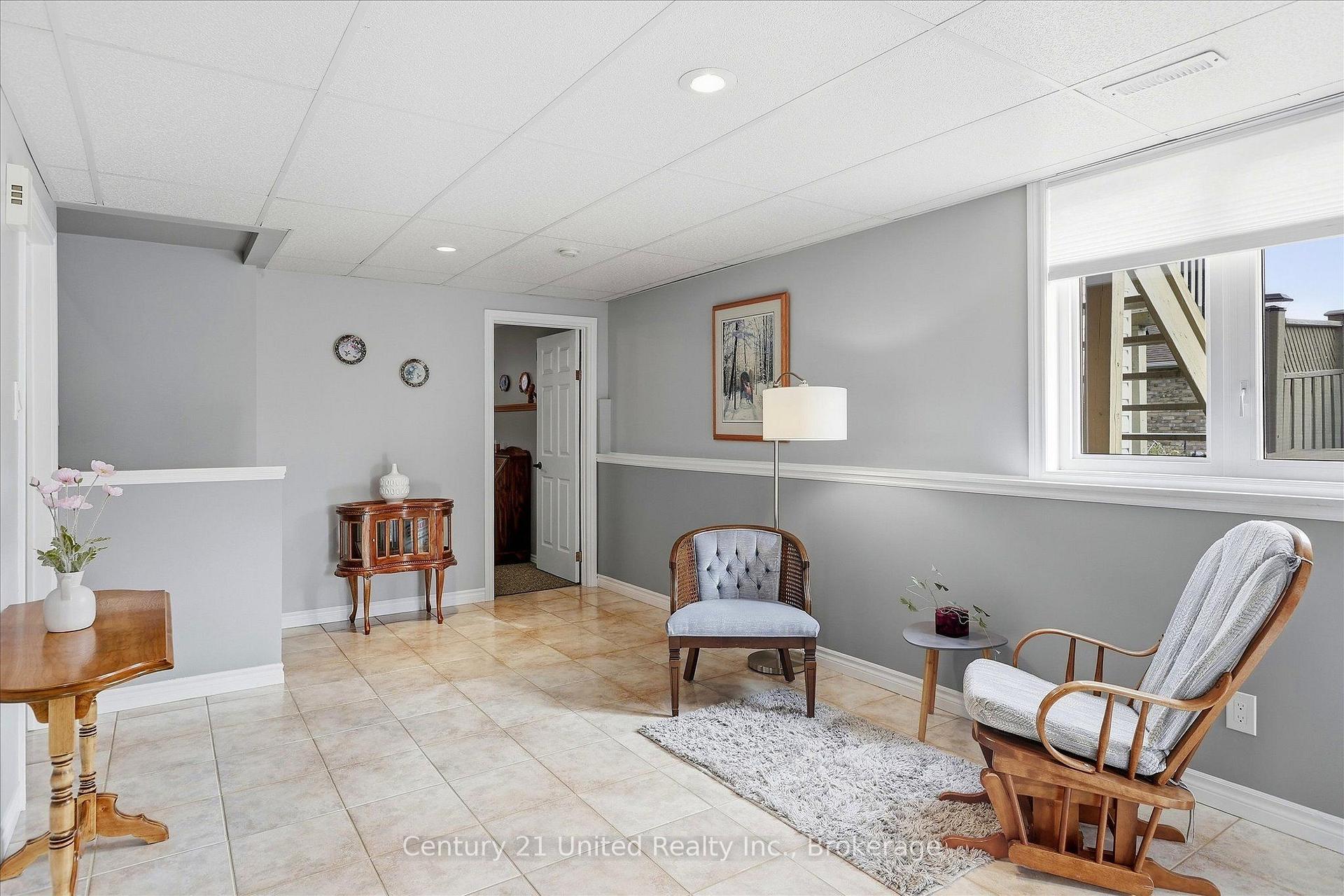 Photo 27 of 2318 Sumac Street, Peterborough, Monaghan Ward 2 — HOMEH