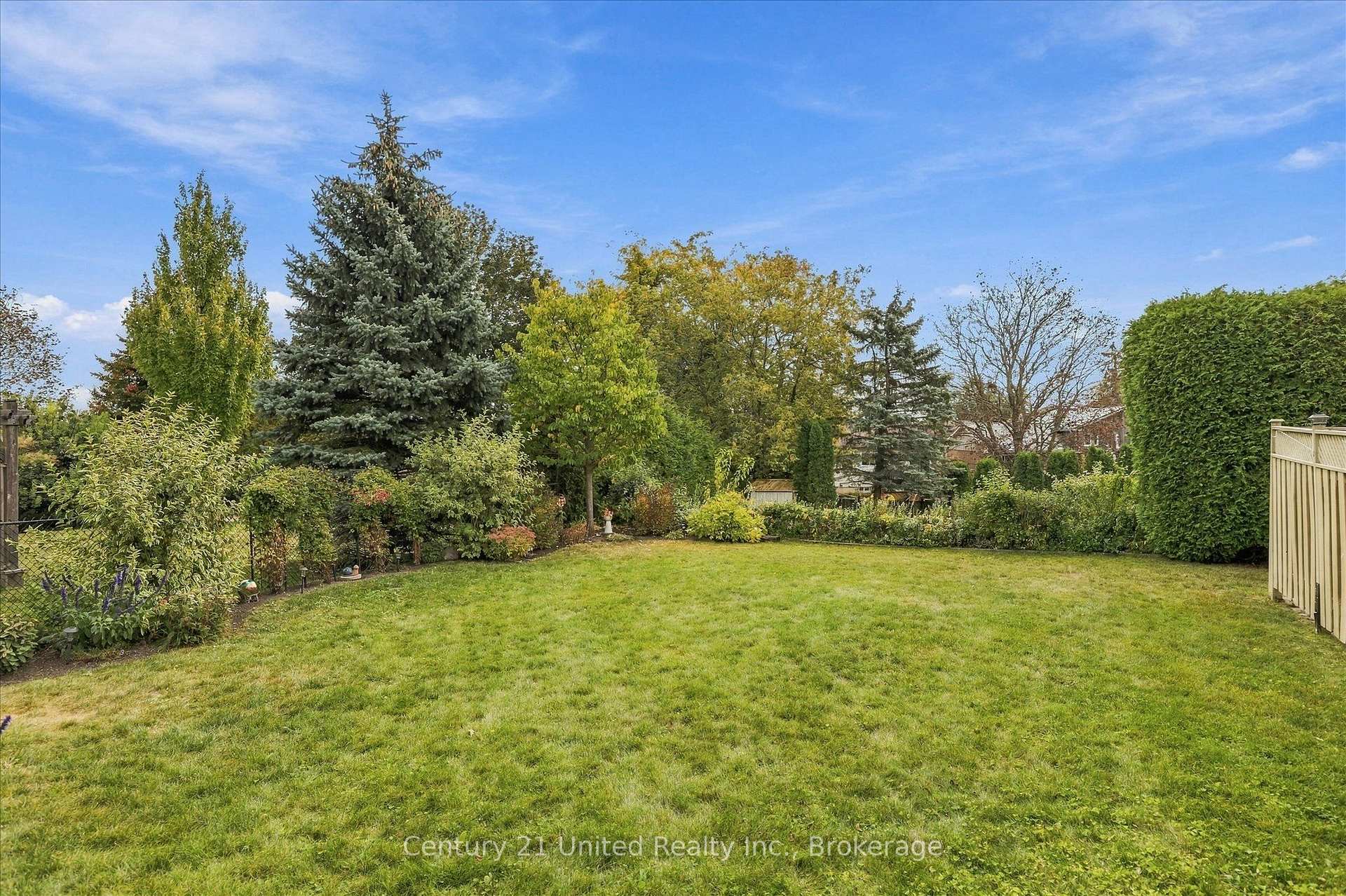 Photo 34 of 2318 Sumac Street, Peterborough, Monaghan Ward 2 — HOMEH