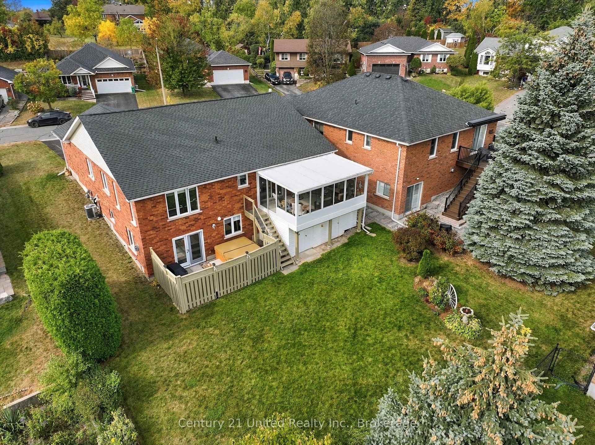 Photo 36 of 2318 Sumac Street, Peterborough, Monaghan Ward 2 — HOMEH