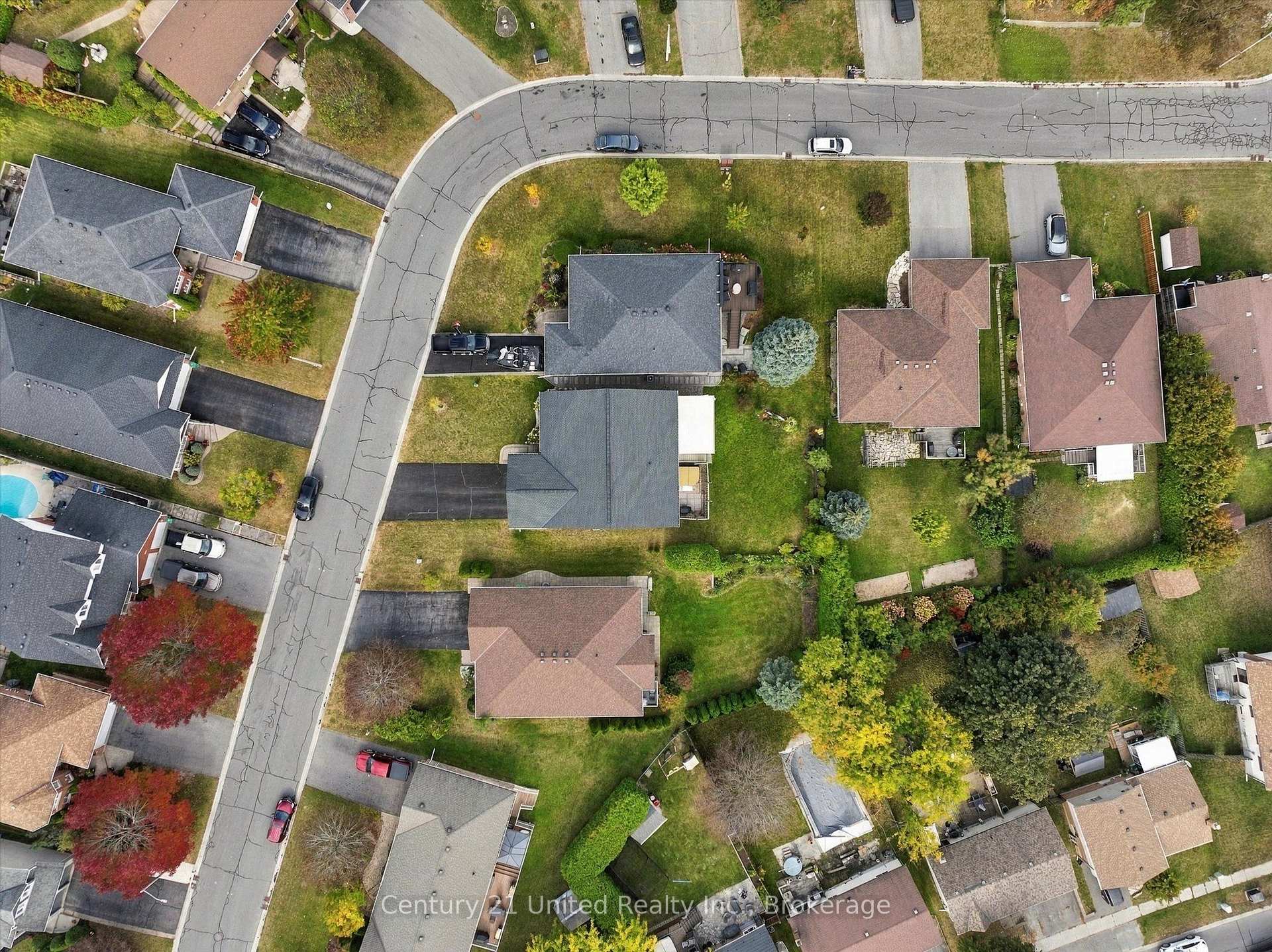 Photo 41 of 2318 Sumac Street, Peterborough, Monaghan Ward 2 — HOMEH
