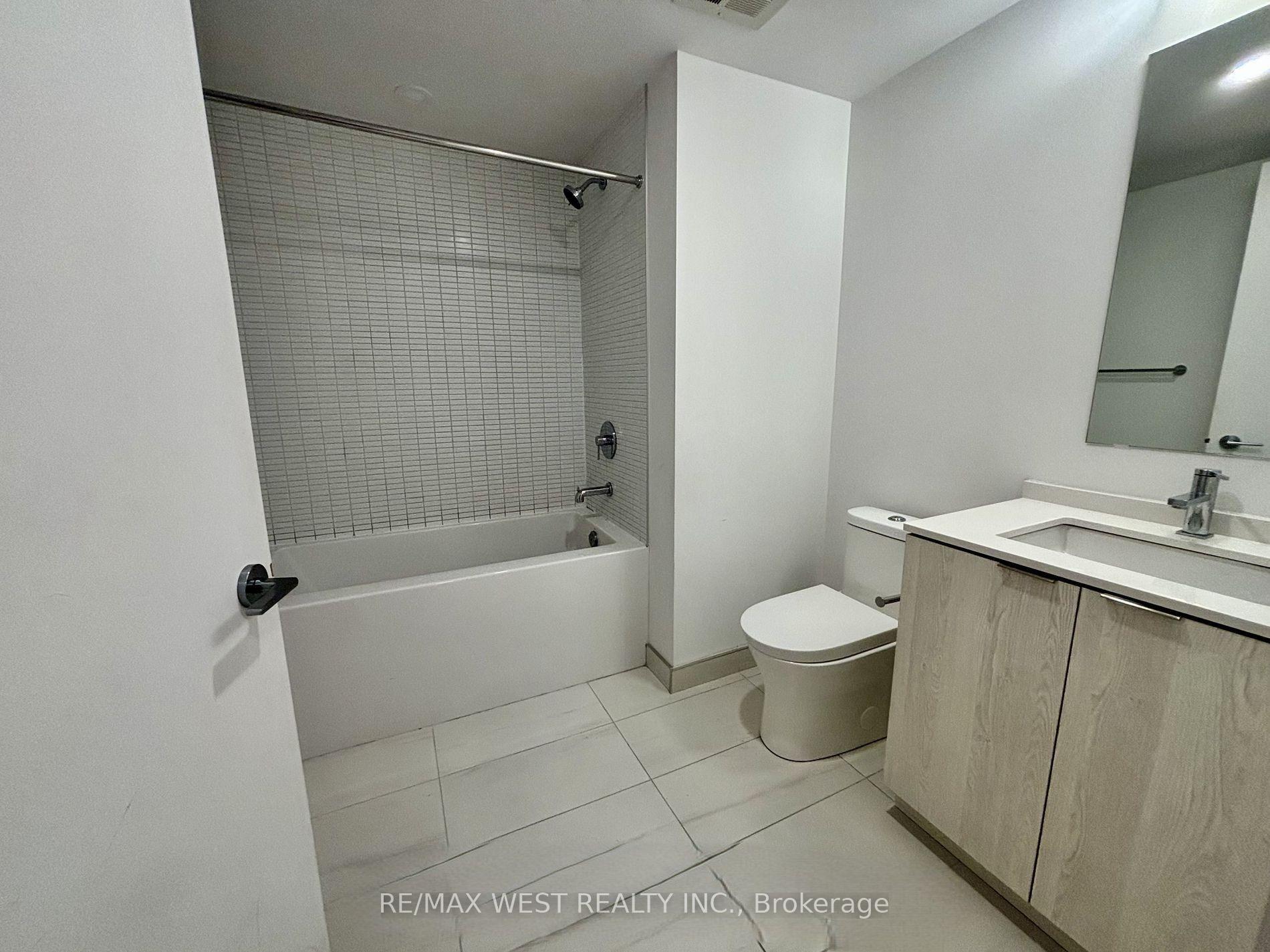 Photo 10 of Unit 325, 1 Jarvis Street, Hamilton, Beasley — HOMEH