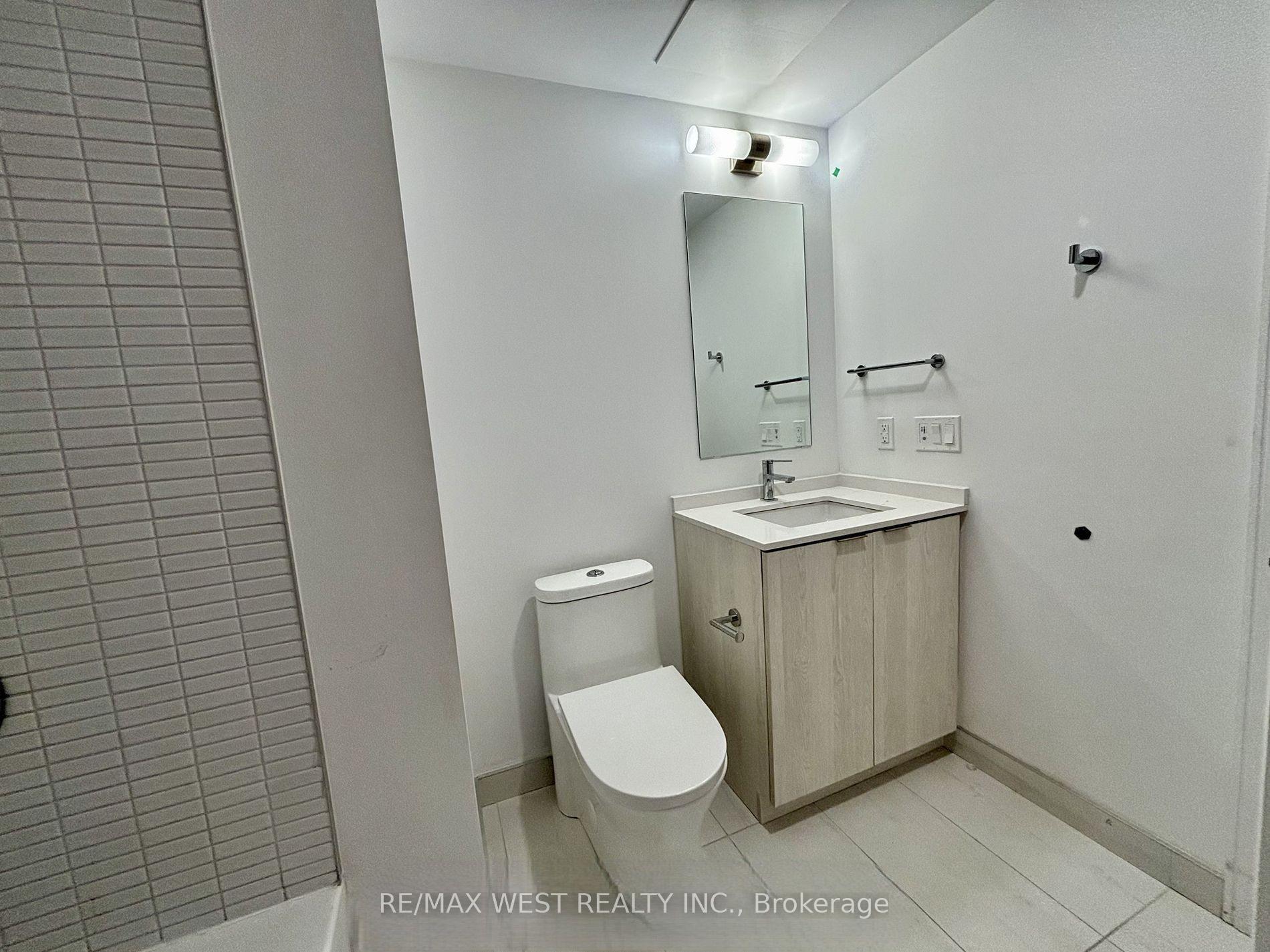 Photo 11 of Unit 325, 1 Jarvis Street, Hamilton, Beasley — HOMEH