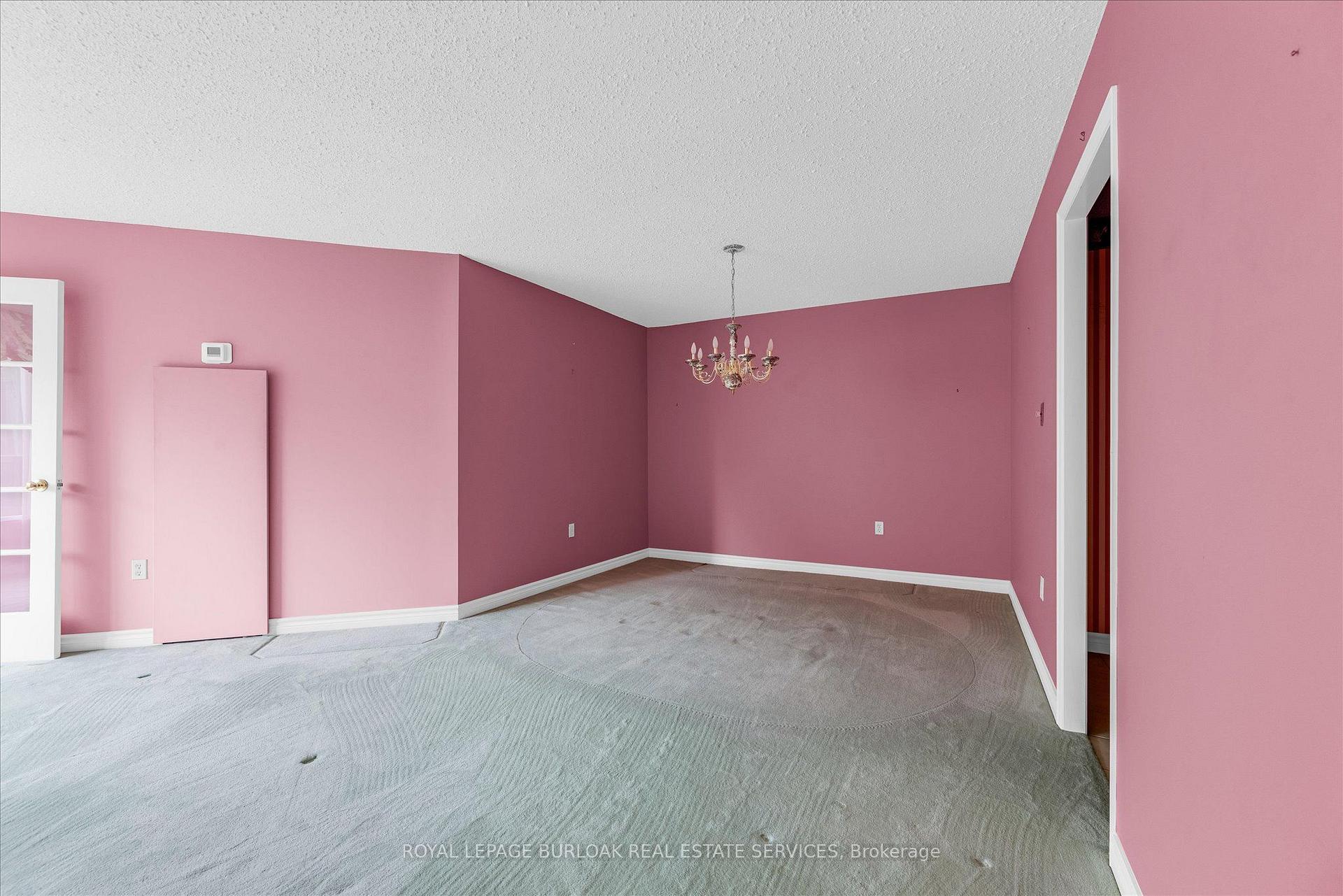 Photo 2 of Unit 404, 2121 Lakeshore Road, Burlington, Brant — HOMEH