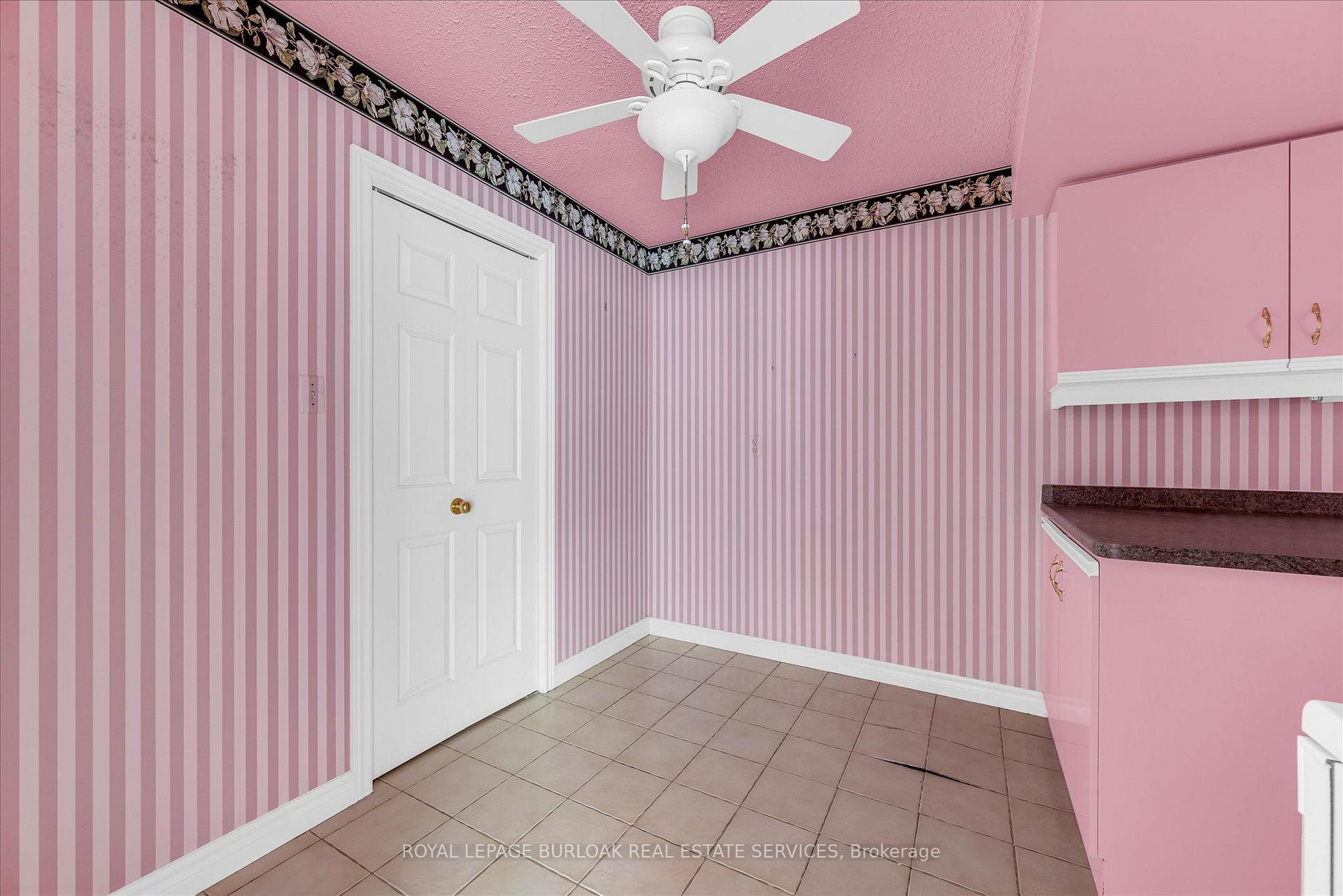 Photo 9 of Unit 404, 2121 Lakeshore Road, Burlington, Brant — HOMEH