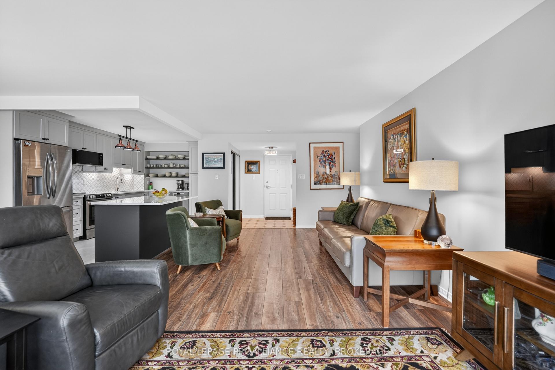 Photo 7 of Unit 401, 257 Bath Road, Kingston, West of Sir John A. Blvd — HOMEH
